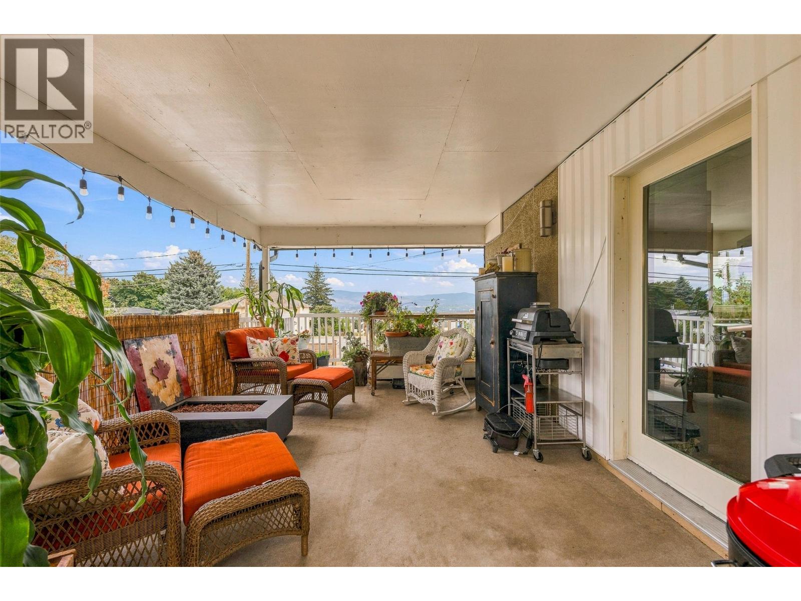 2350 Thacker Drive, West Kelowna, British Columbia  V1Z 1V8 - Photo 17 - 10401263
