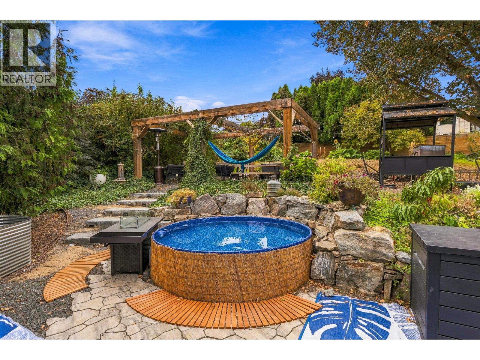 2350 Thacker Drive, West Kelowna, British Columbia  V1Z 1V8 - Photo 30 - 10401263