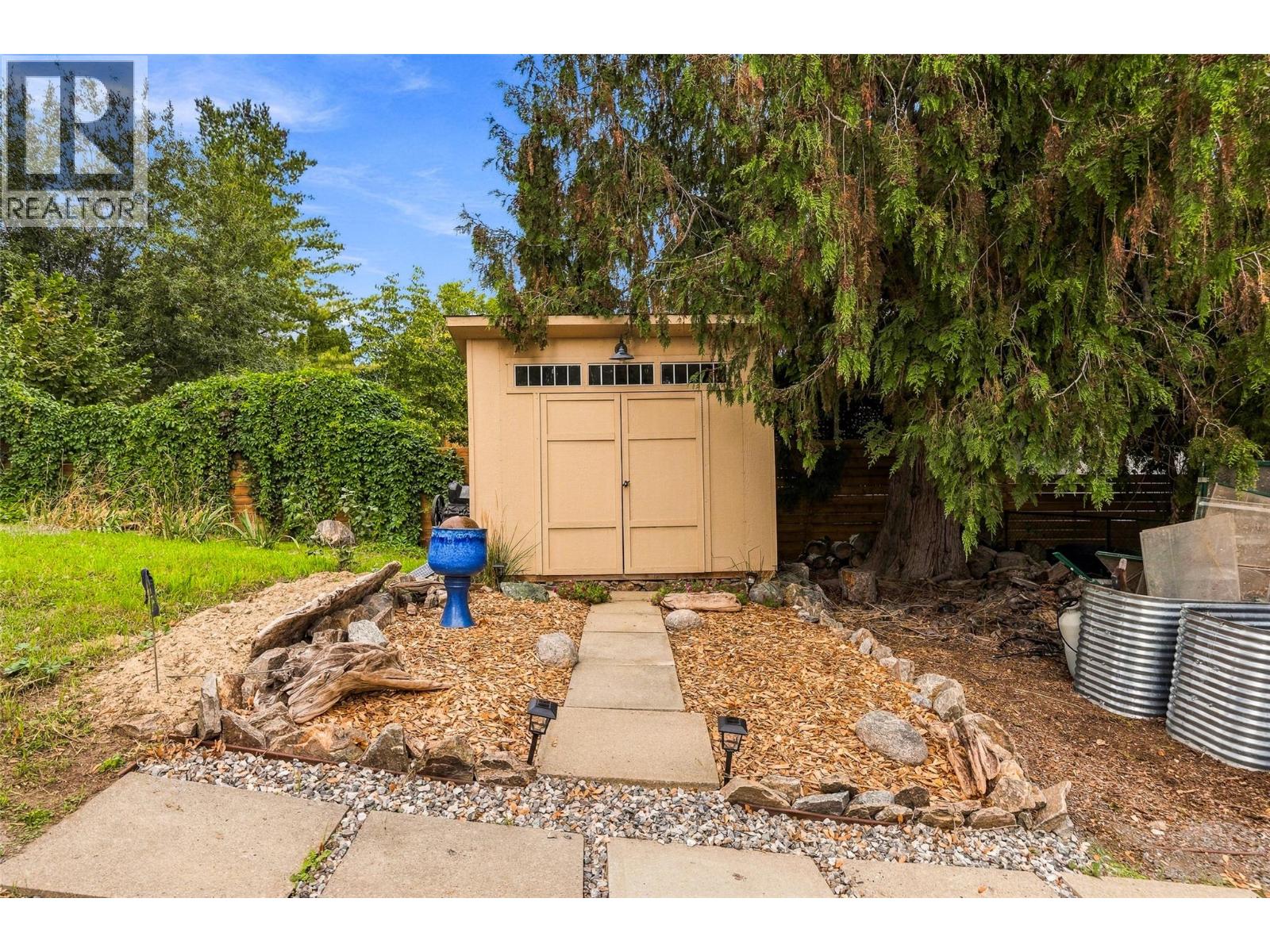 2350 Thacker Drive, West Kelowna, British Columbia  V1Z 1V8 - Photo 40 - 10401263