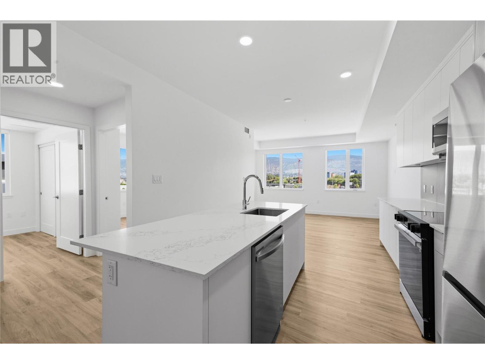270 Riverside Drive Unit# 412, Penticton, British Columbia  V2A 5Y5 - Photo 6 - 10401998