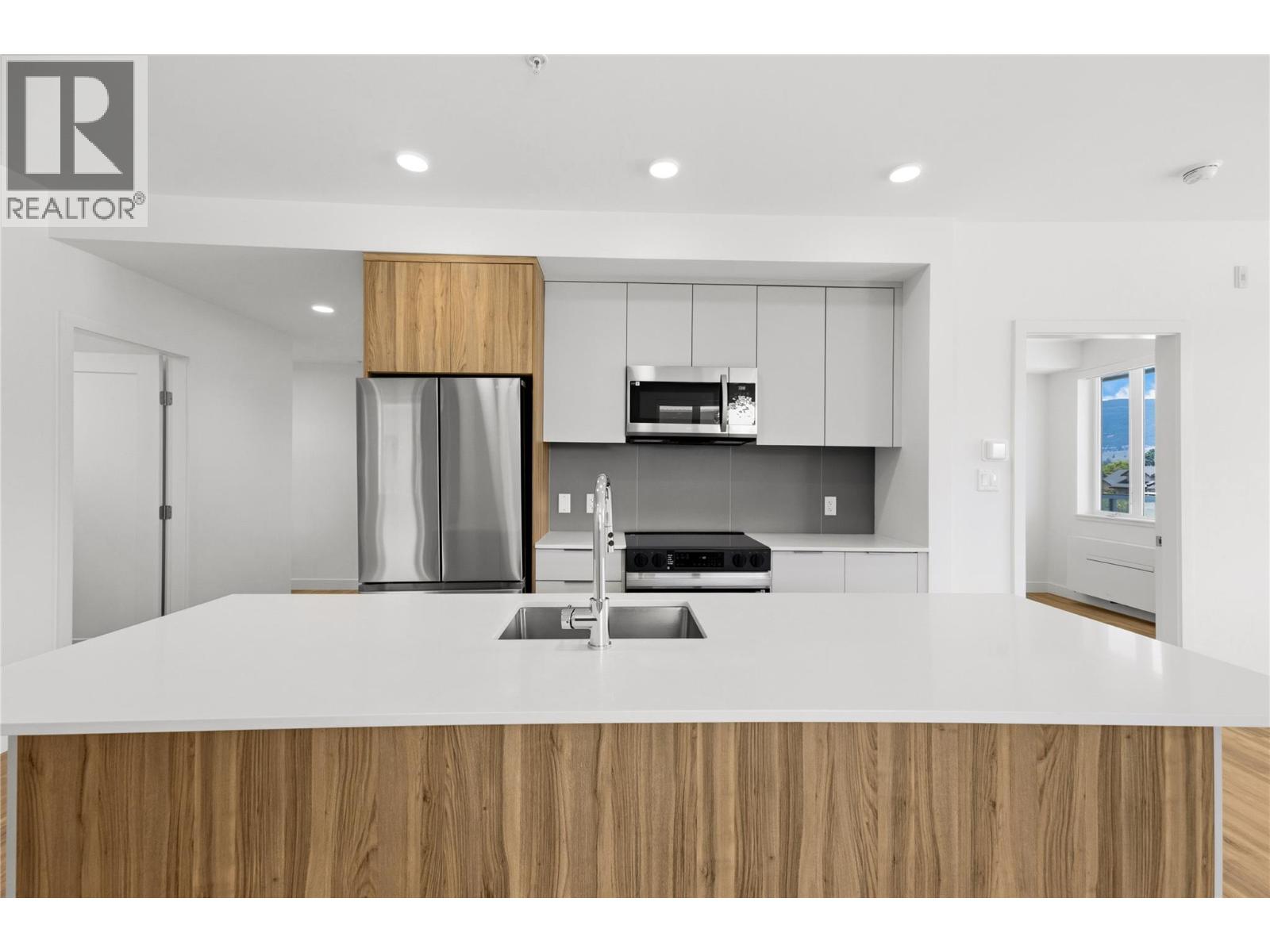 270 Riverside Drive Unit# 415, Penticton, British Columbia  V2A 5Y5 - Photo 7 - 10401971