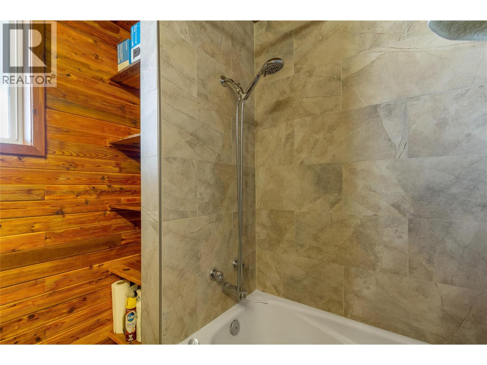 27 Pine Road, Cherryville, British Columbia  V0E 2G3 - Photo 23 - 10401415