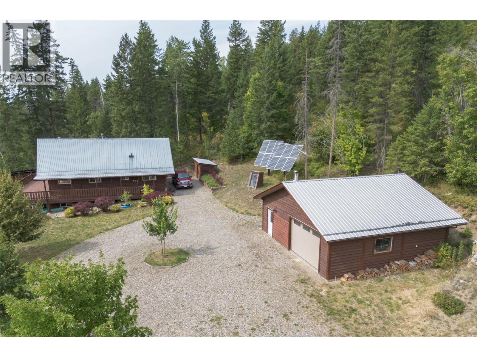 27 Pine Road, Cherryville, British Columbia  V0E 2G3 - Photo 46 - 10401415