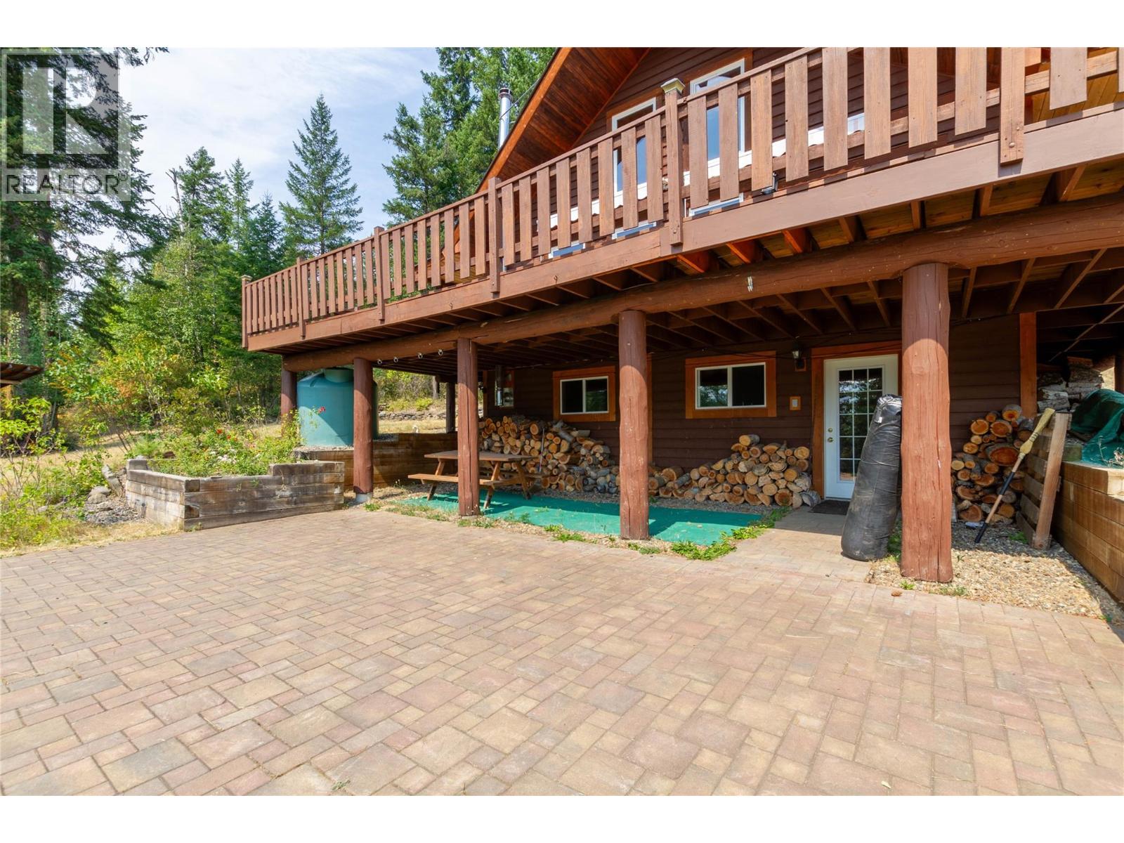 27 Pine Road, Cherryville, British Columbia  V0E 2G3 - Photo 5 - 10401415