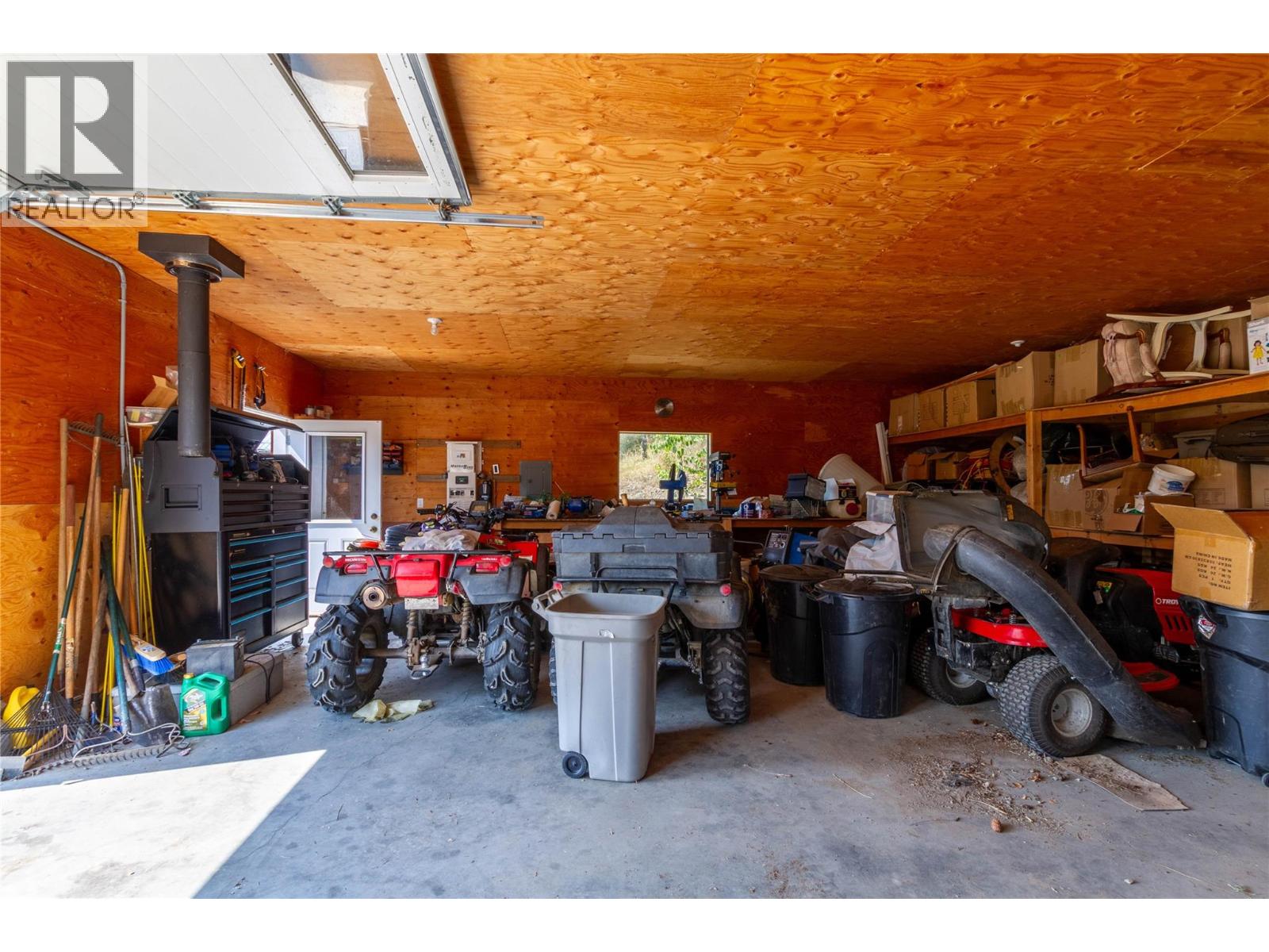 27 Pine Road, Cherryville, British Columbia  V0E 2G3 - Photo 50 - 10401415