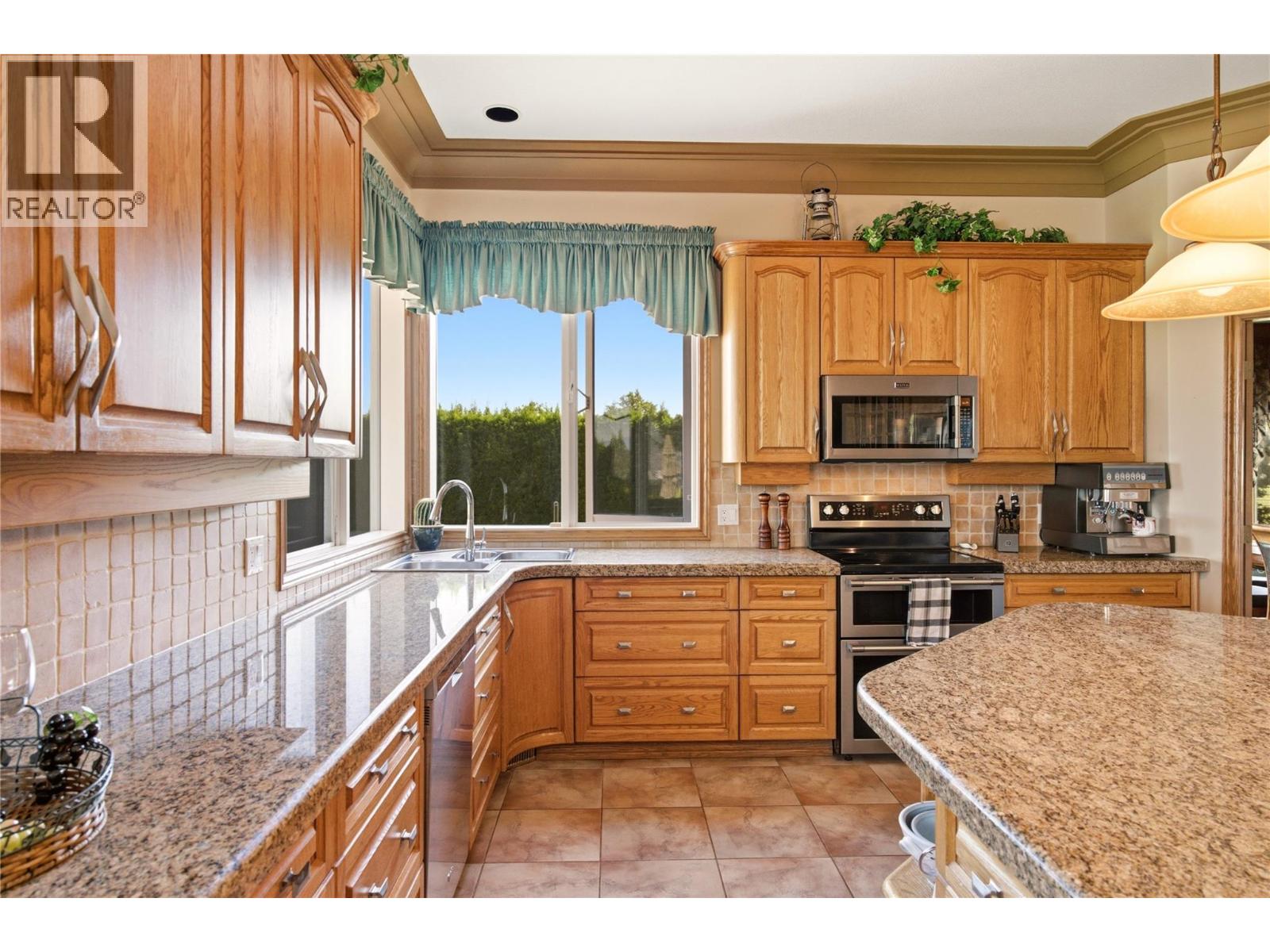 2550 Grantham Road, Kelowna, British Columbia  V1W 4B7 - Photo 33 - 10399235