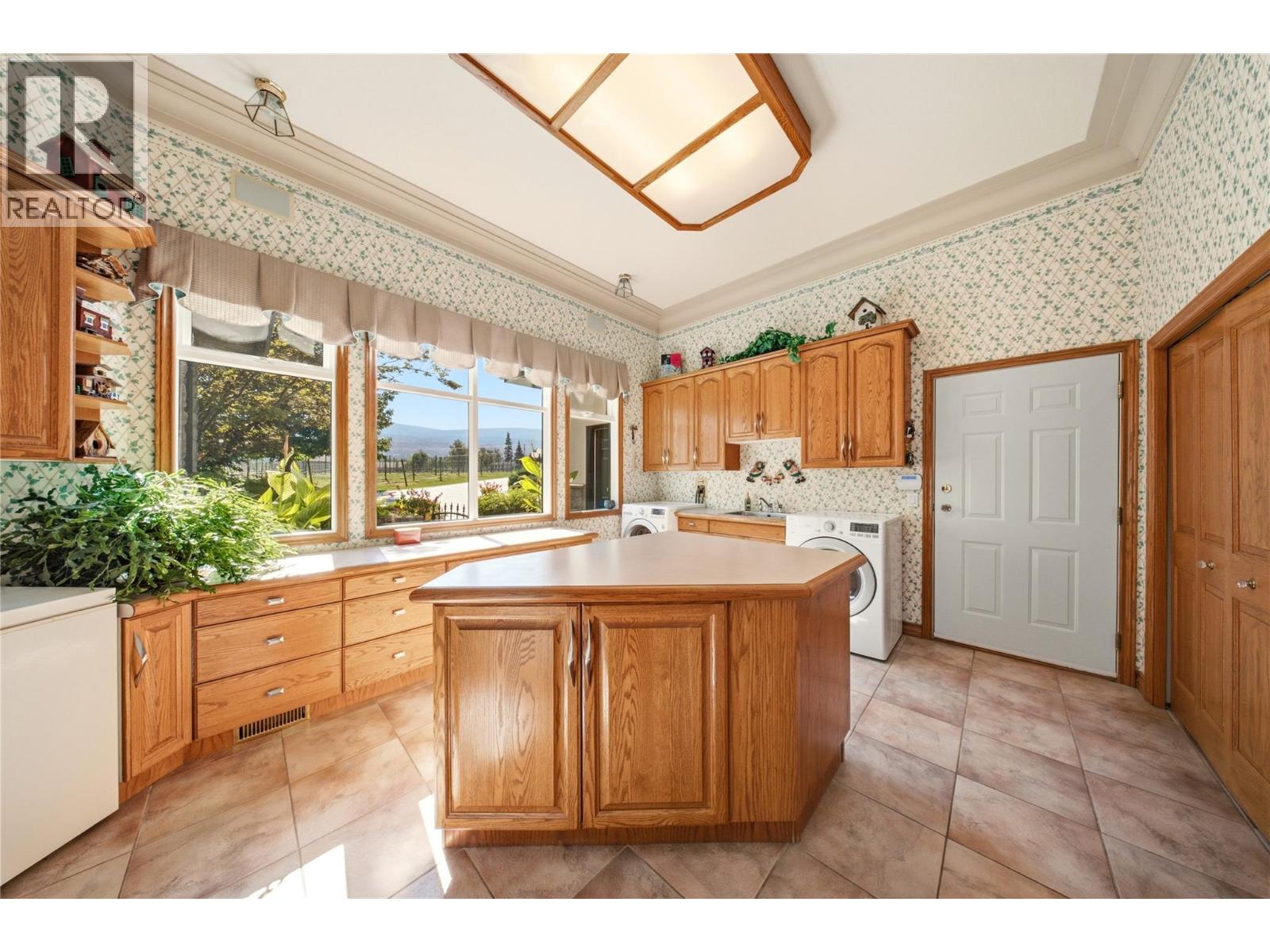 2550 Grantham Road, Kelowna, British Columbia  V1W 4B7 - Photo 41 - 10399235
