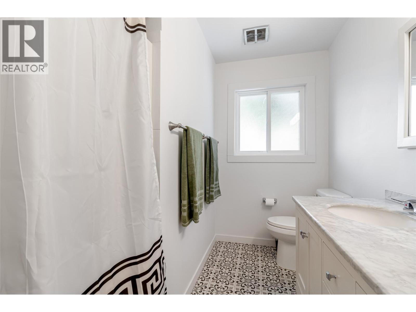 2618 Thacker Drive, West Kelowna, British Columbia  V1Z 1W3 - Photo 25 - 10401393