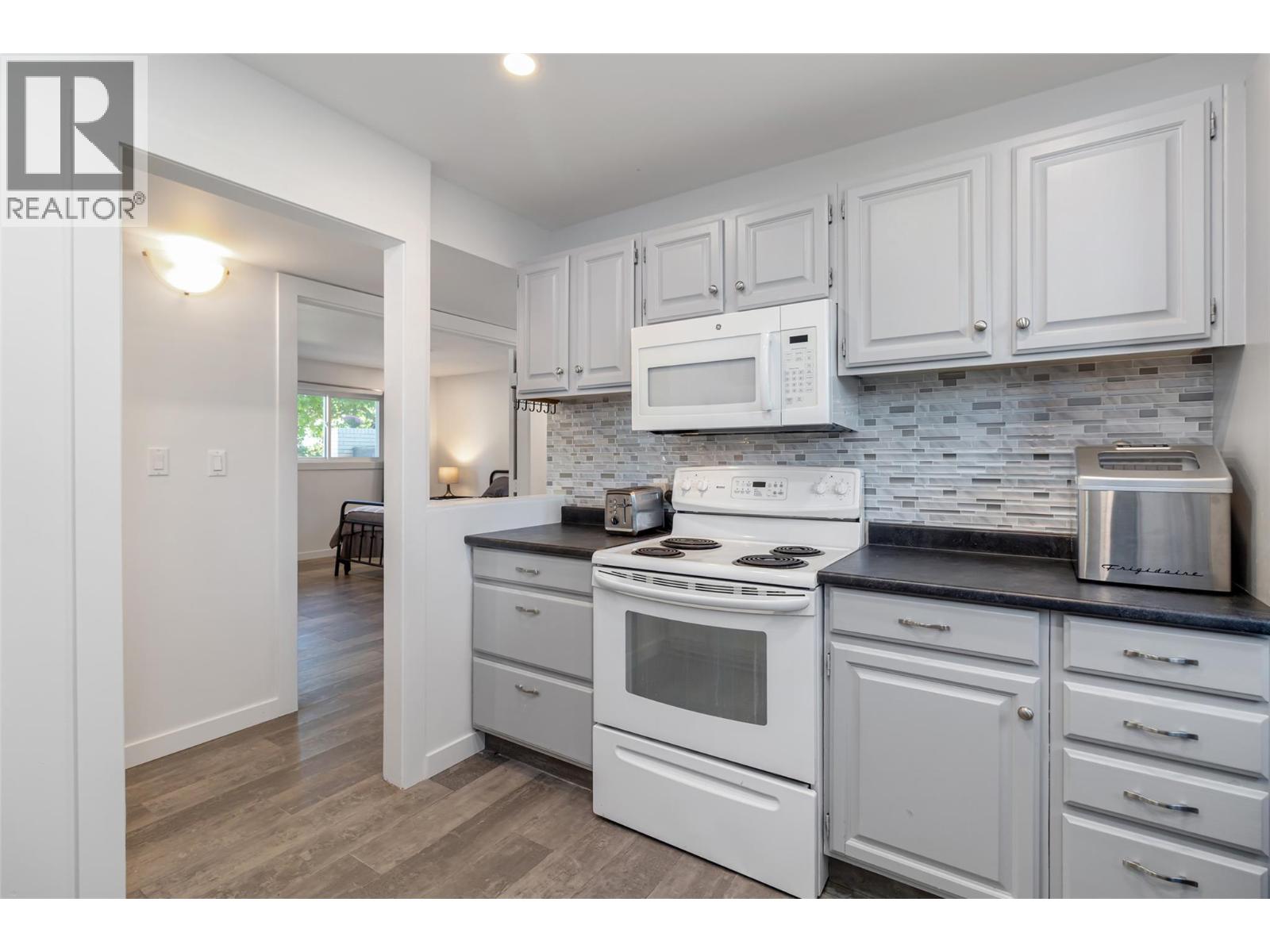 2618 Thacker Drive, West Kelowna, British Columbia  V1Z 1W3 - Photo 37 - 10401393