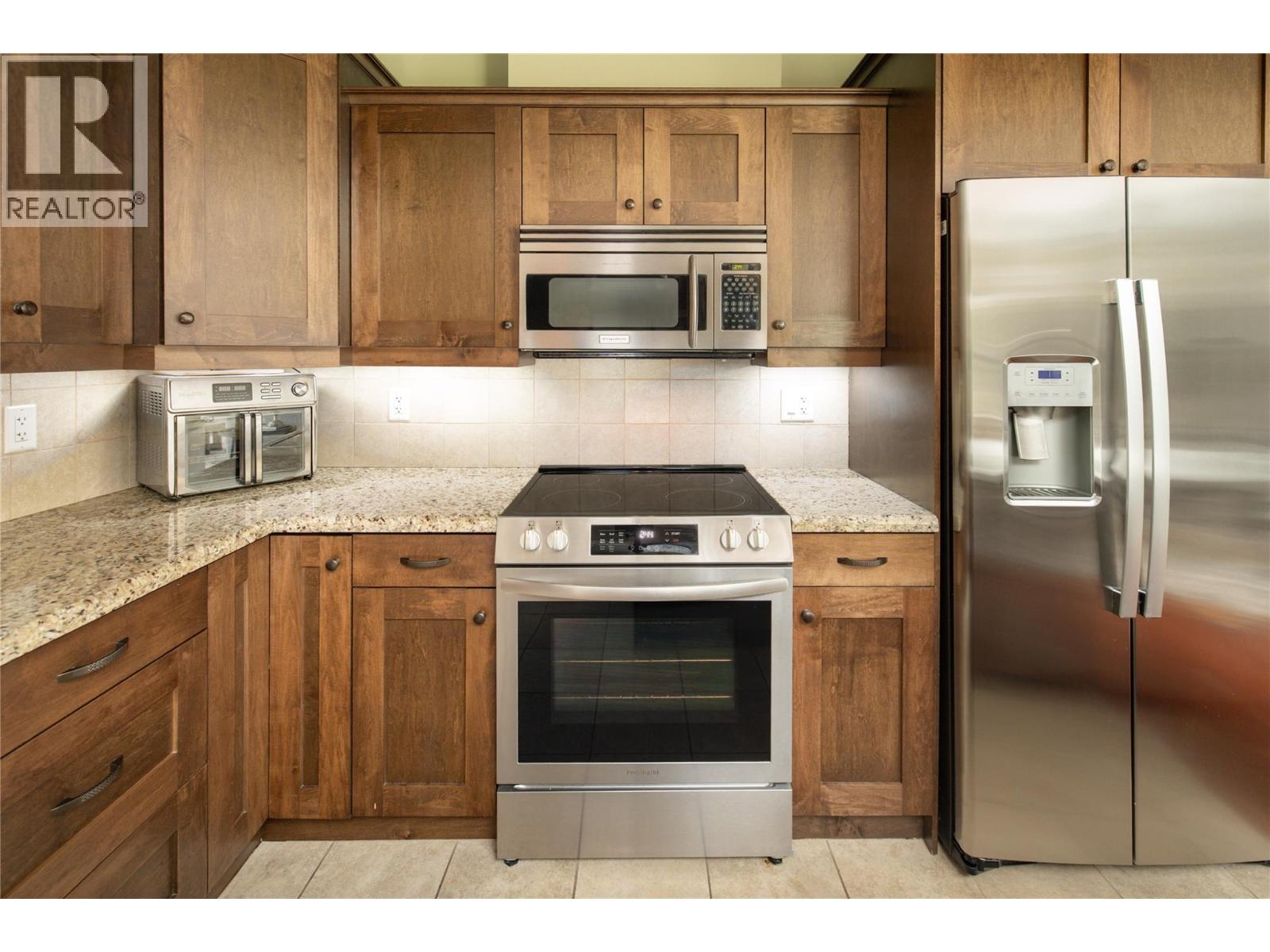 2470 Tuscany Drive Unit# 207, West Kelowna, British Columbia  V4T 3G8 - Photo 5 - 10402088