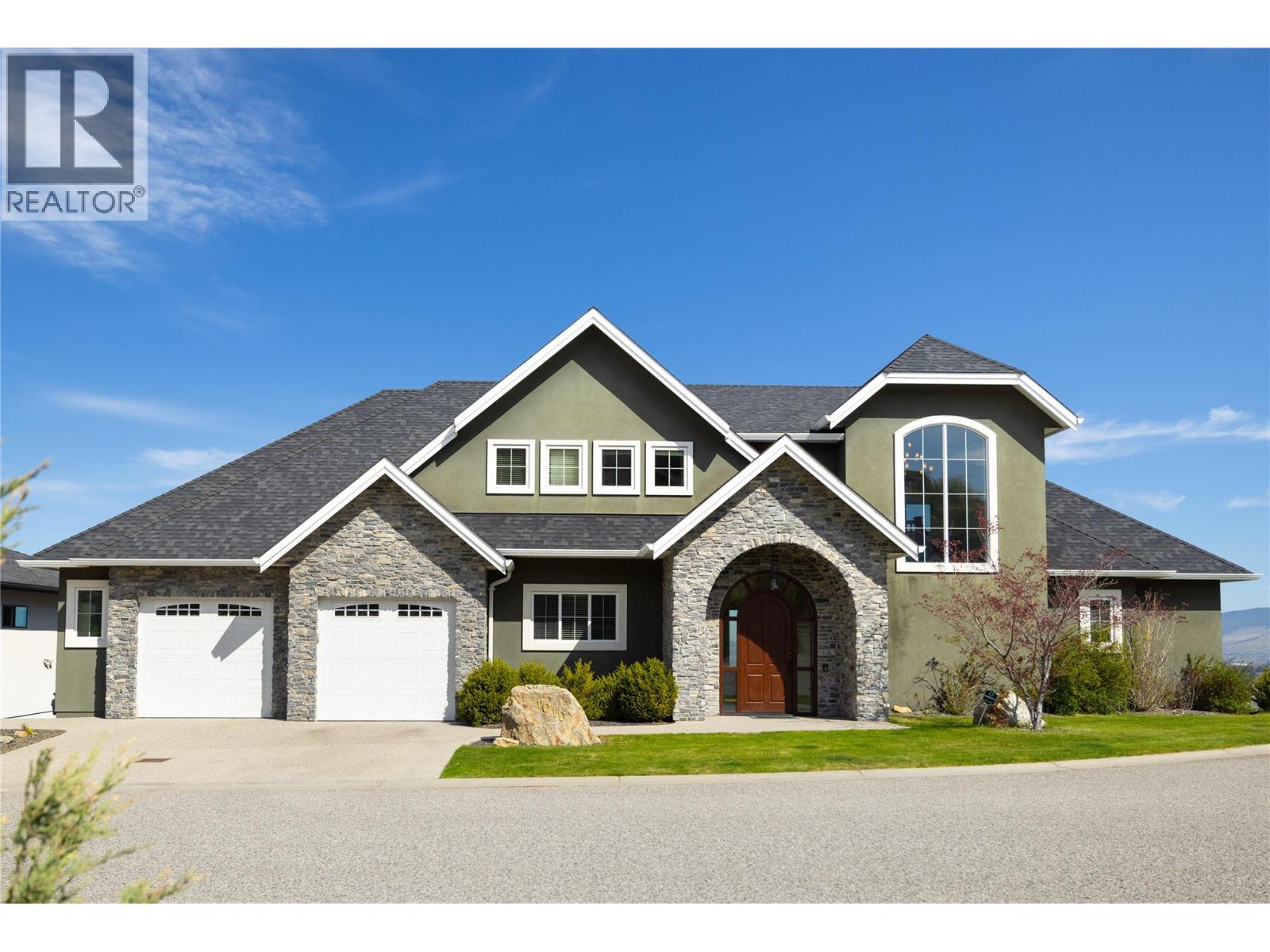 1010 Lamont Court, Kelowna, British Columbia  V1W 5J1 - Photo 1 - 10401953