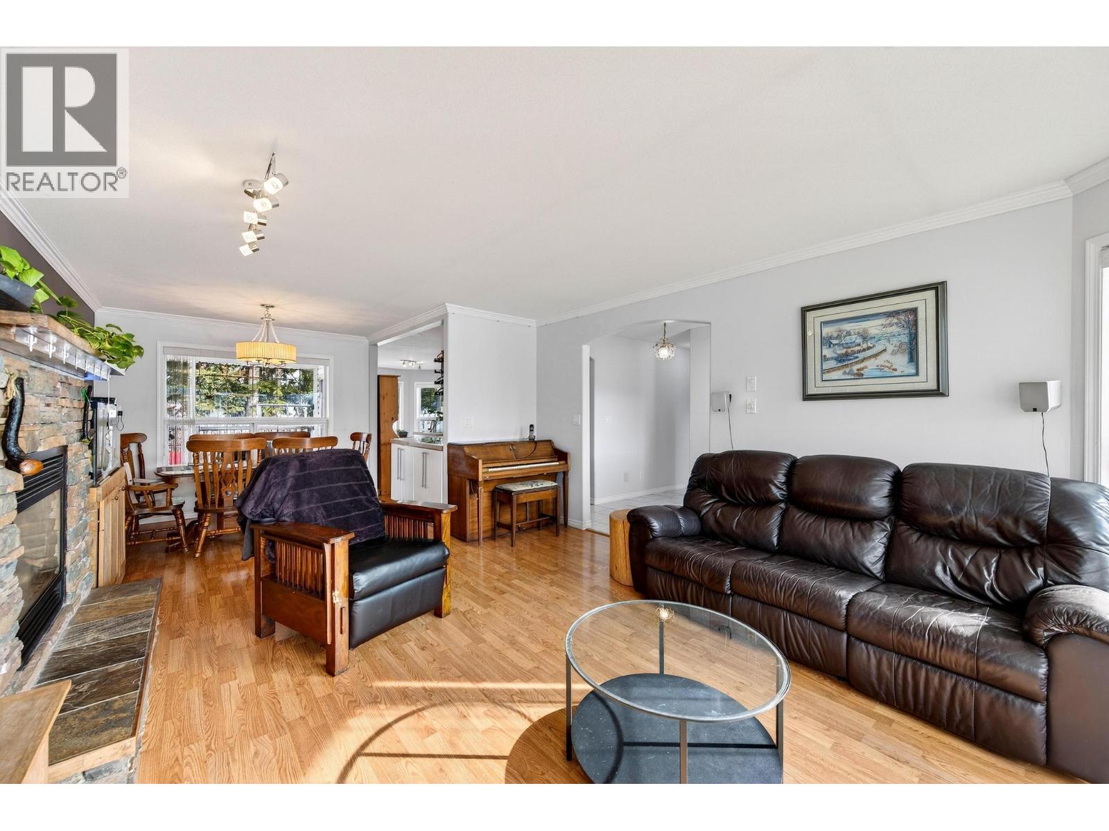 1505 Cedar Street, Golden, British Columbia  V0A 1H6 - Photo 15 - 10402236