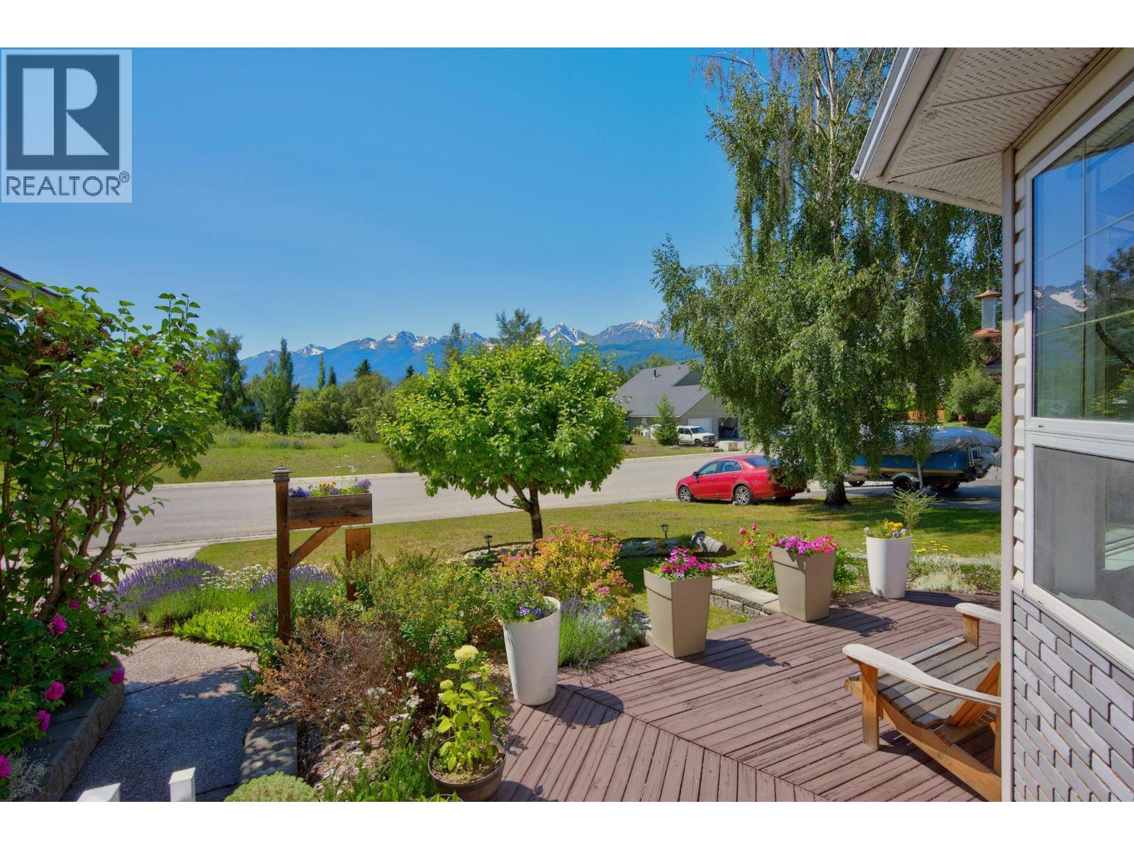 1505 Cedar Street, Golden, British Columbia  V0A 1H6 - Photo 5 - 10402236