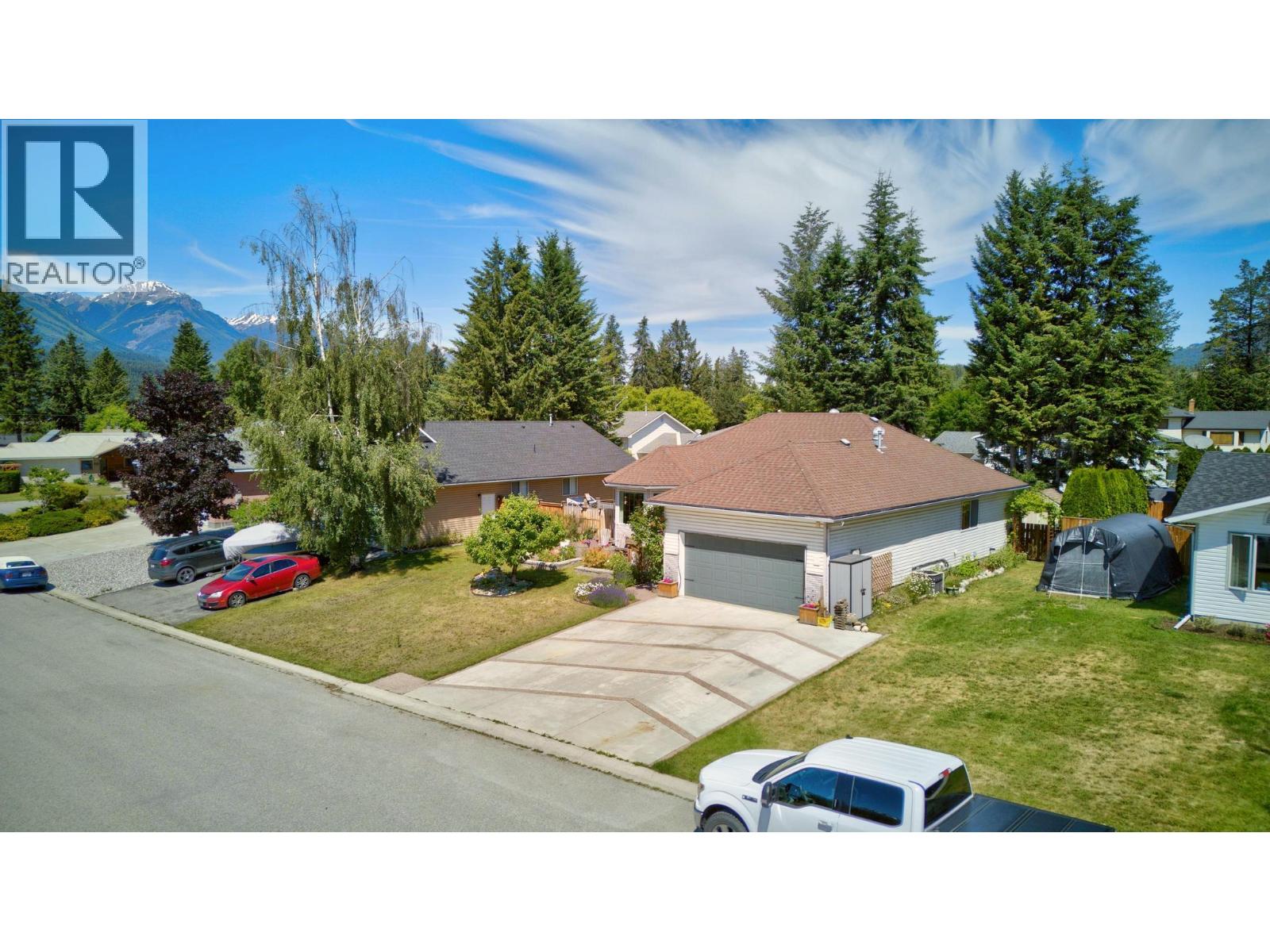 1505 Cedar Street, Golden, British Columbia  V0A 1H6 - Photo 62 - 10402236