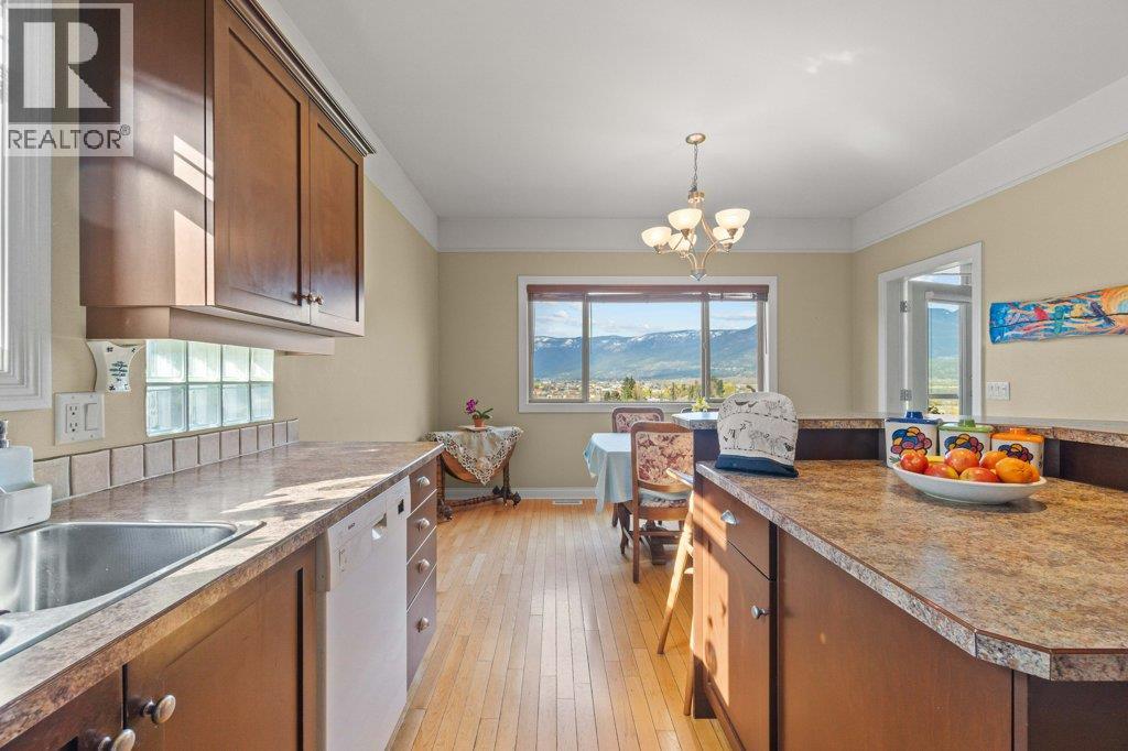 881 16 Street Ne Unit# 7, Salmon Arm, British Columbia  V1E 3L5 - Photo 19 - 10402207