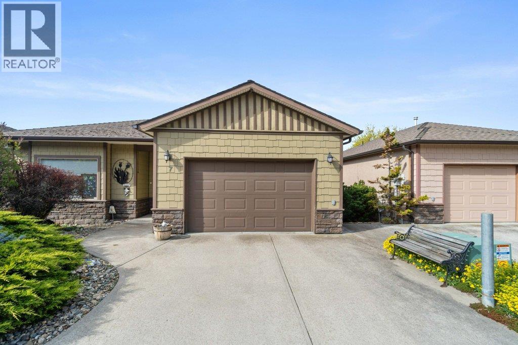 881 16 Street Ne Unit# 7, Salmon Arm, British Columbia  V1E 3L5 - Photo 2 - 10402207