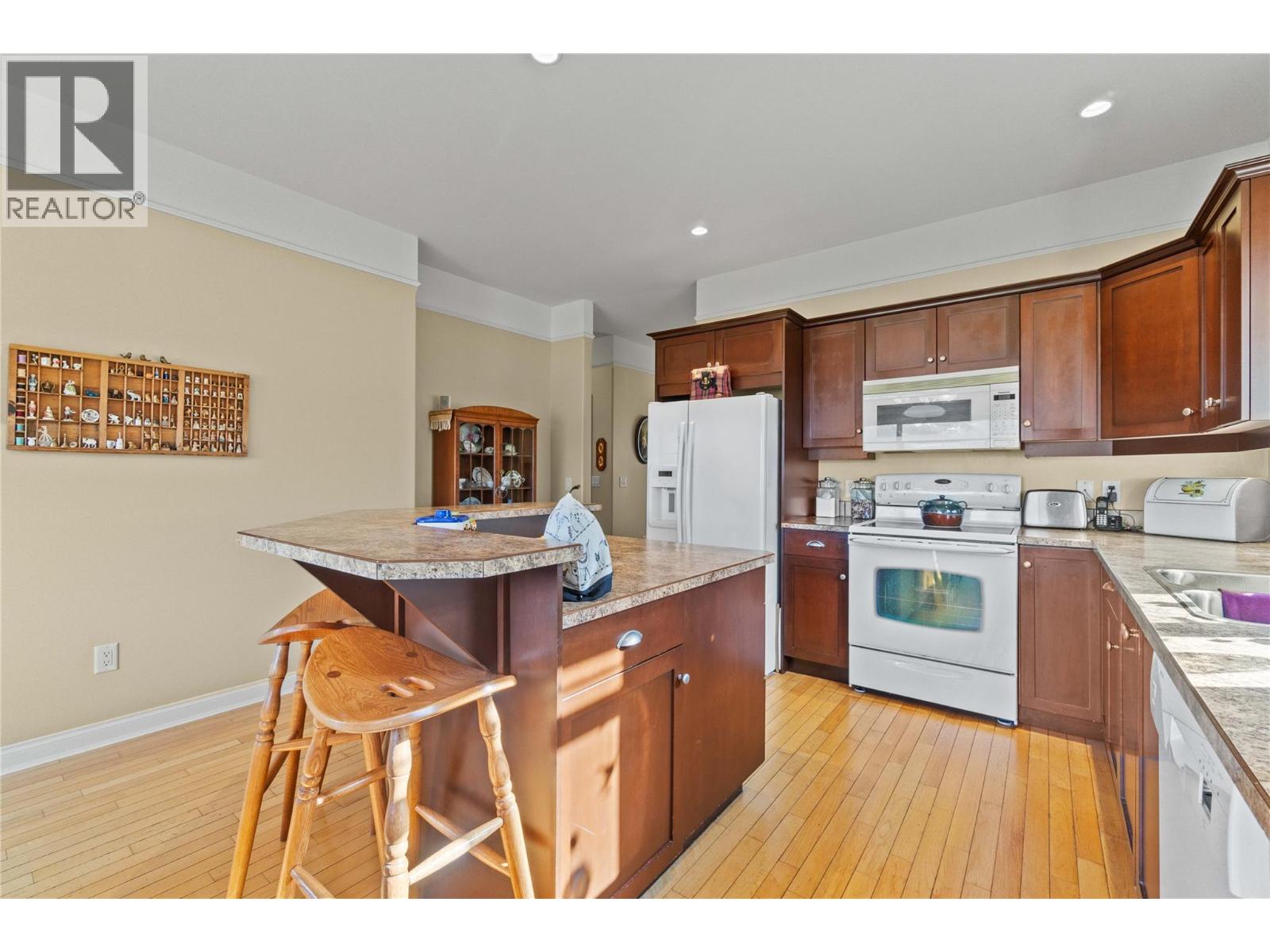 881 16 Street Ne Unit# 7, Salmon Arm, British Columbia  V1E 3L5 - Photo 22 - 10402207