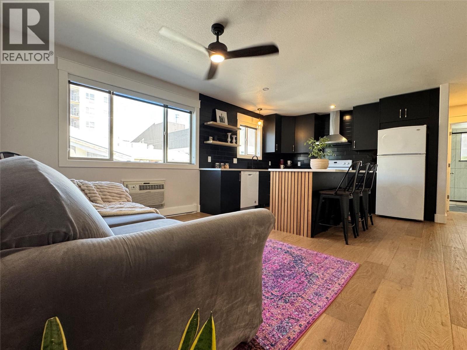 430 4th Avenue Unit# 5, Kamloops, British Columbia  V2C 3P3 - Photo 2 - 10402126