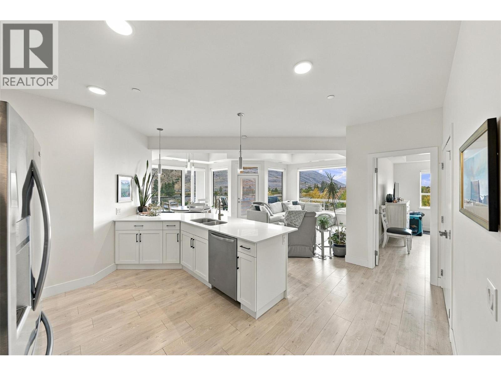 651 Dunes Drive Unit# 302, Kamloops, British Columbia  V2B 0K2 - Photo 6 - 10401699