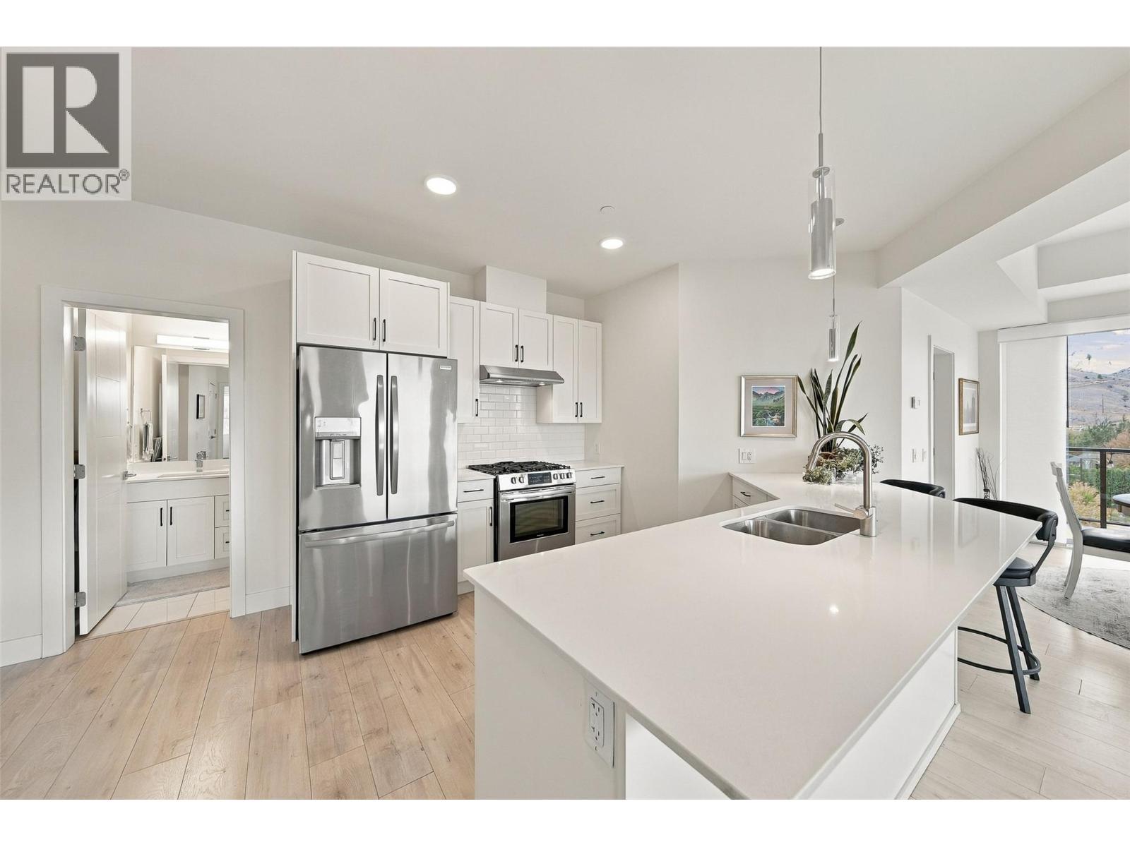 651 Dunes Drive Unit# 302, Kamloops, British Columbia  V2B 0K2 - Photo 8 - 10401699