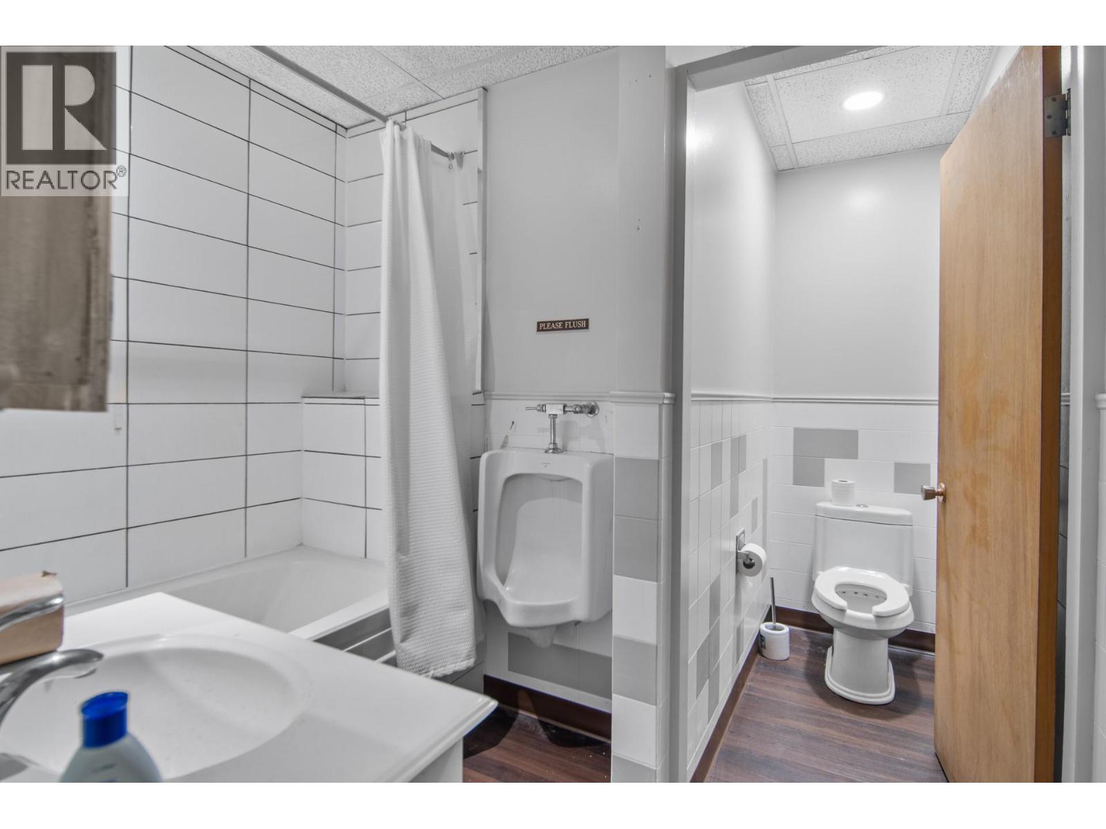 1970 Quilchena Avenue Unit# A, Merritt, British Columbia  V1K 1B8 - Photo 8 - 10402249