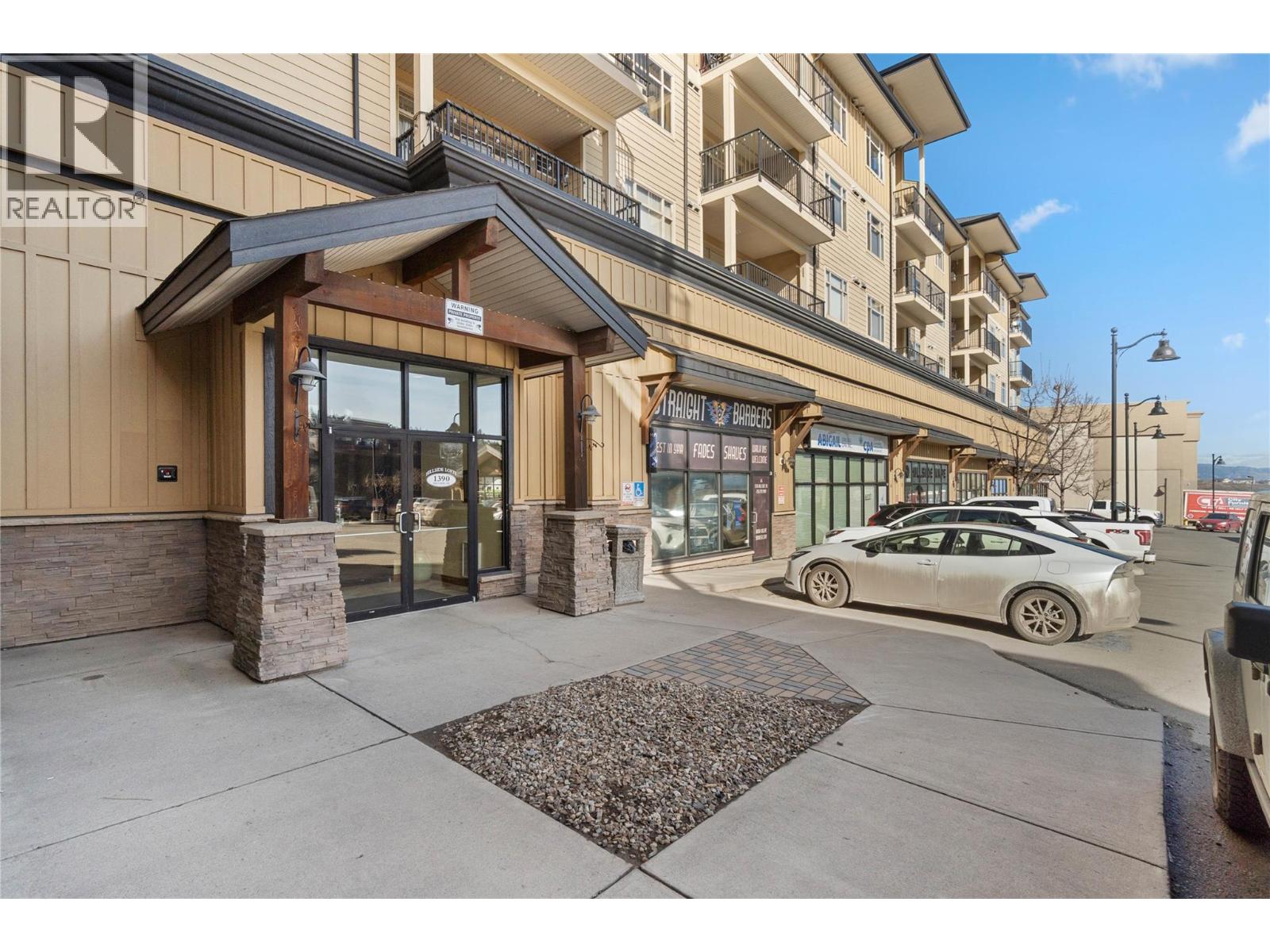 1390 Hillside Drive Unit# 207, Kamloops, British Columbia  V2E 0A6 - Photo 1 - 10401593