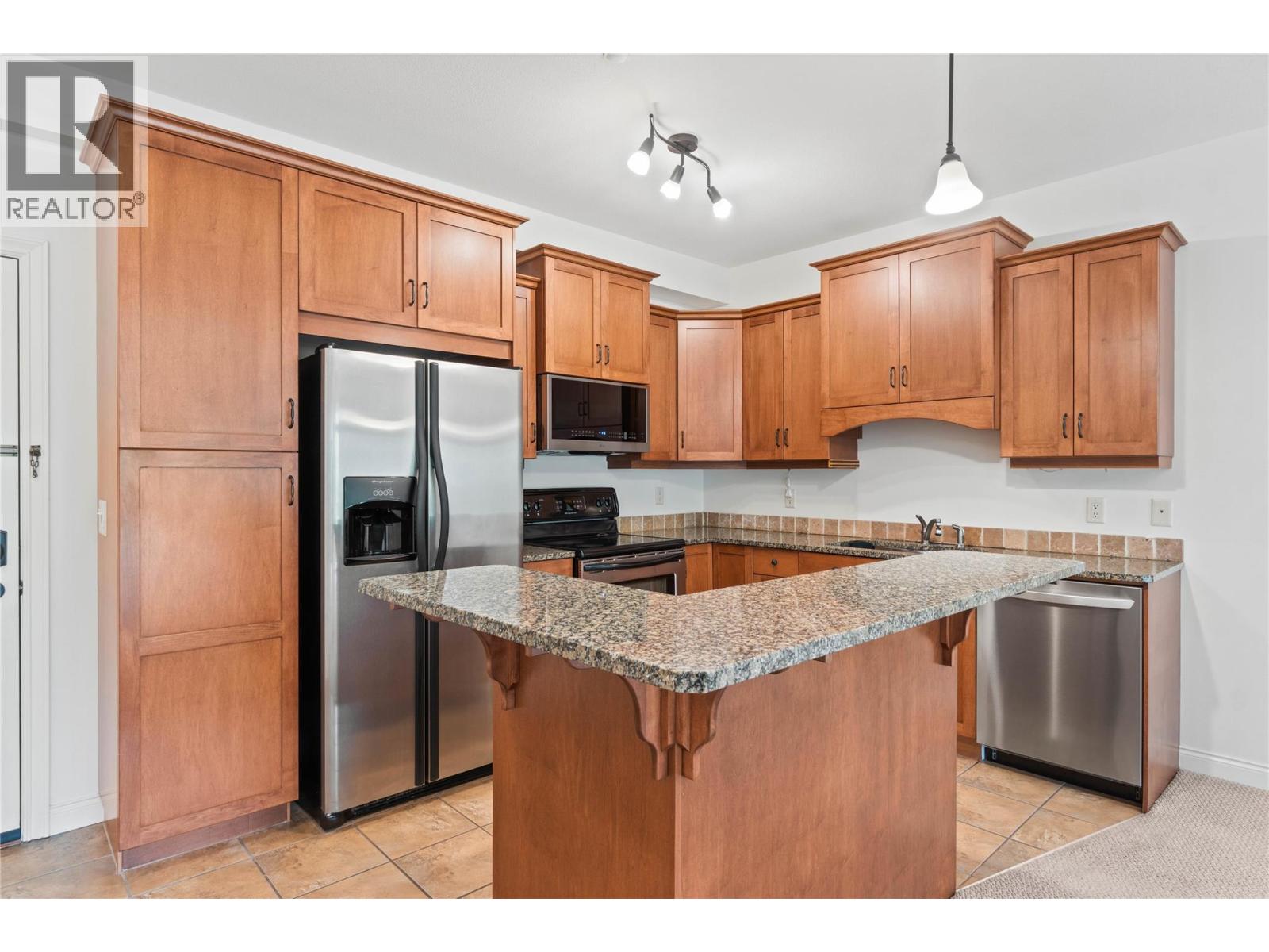 1390 Hillside Drive Unit# 207, Kamloops, British Columbia  V2E 0A6 - Photo 12 - 10401593