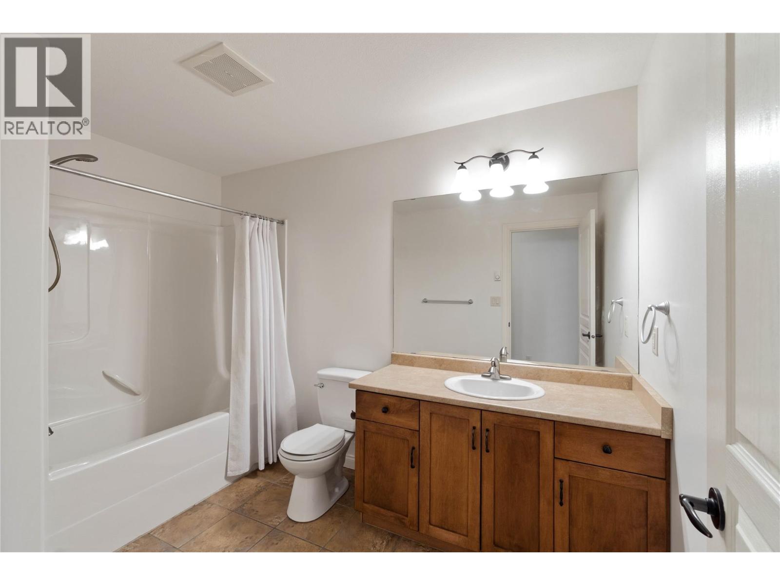 1390 Hillside Drive Unit# 207, Kamloops, British Columbia  V2E 0A6 - Photo 17 - 10401593