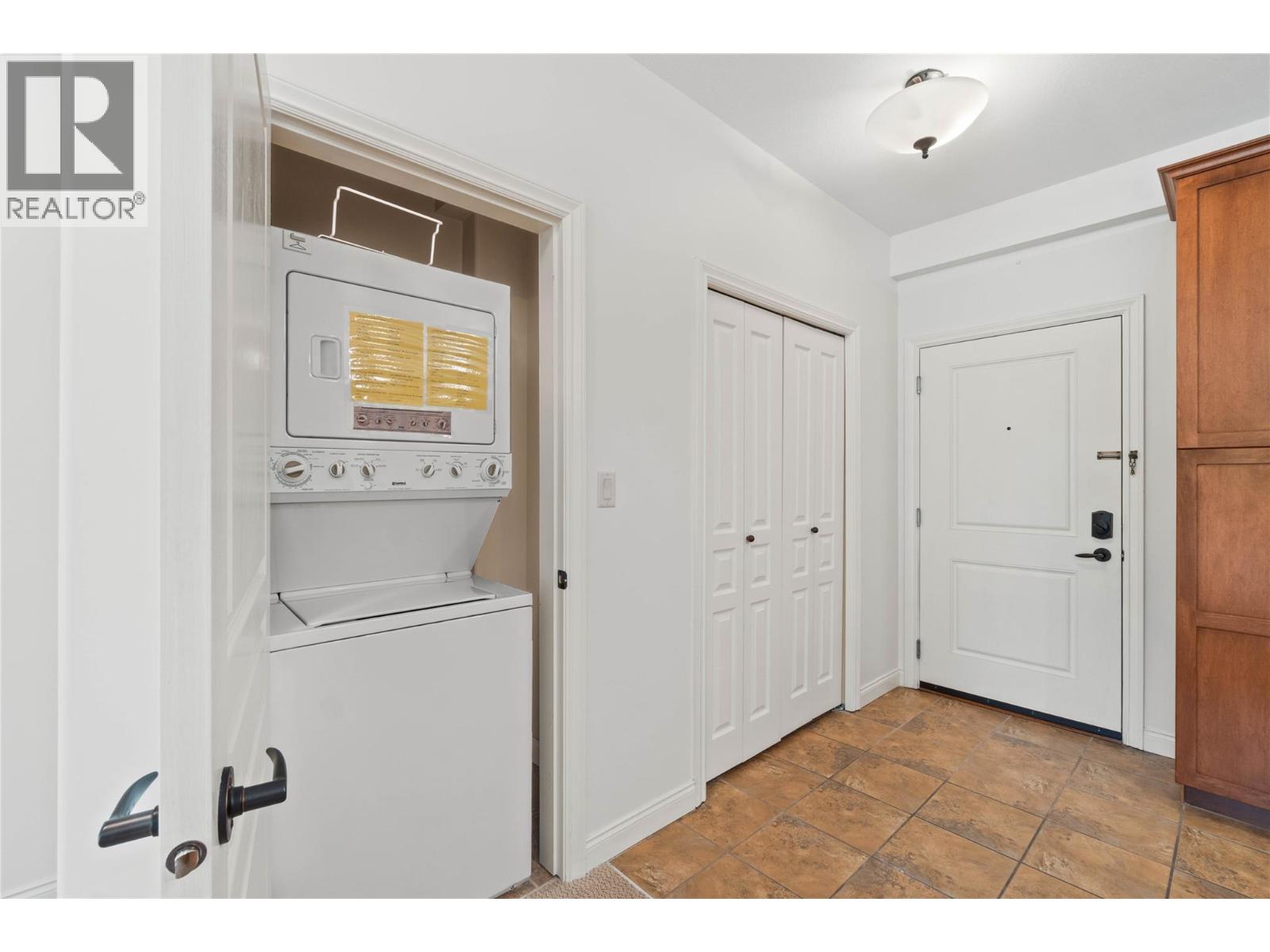 1390 Hillside Drive Unit# 207, Kamloops, British Columbia  V2E 0A6 - Photo 18 - 10401593