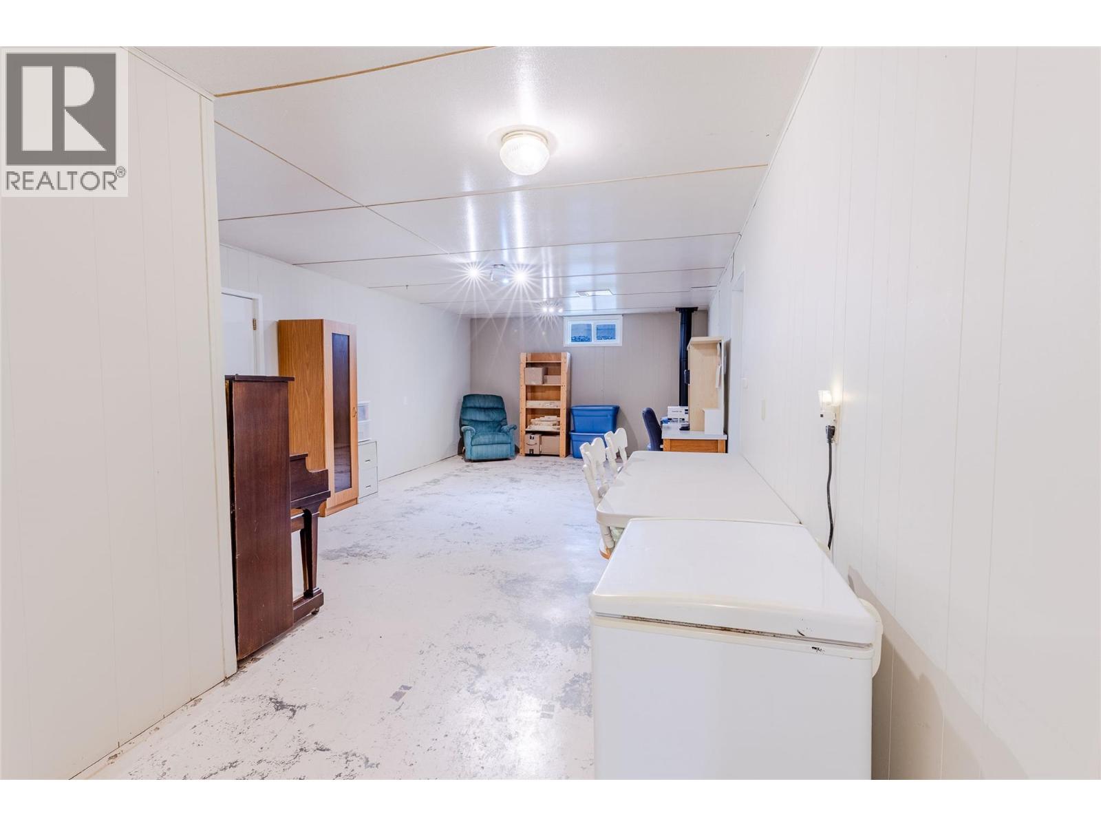 2109 Cedar Street, Creston, British Columbia  V0B 1G5 - Photo 18 - 10402136