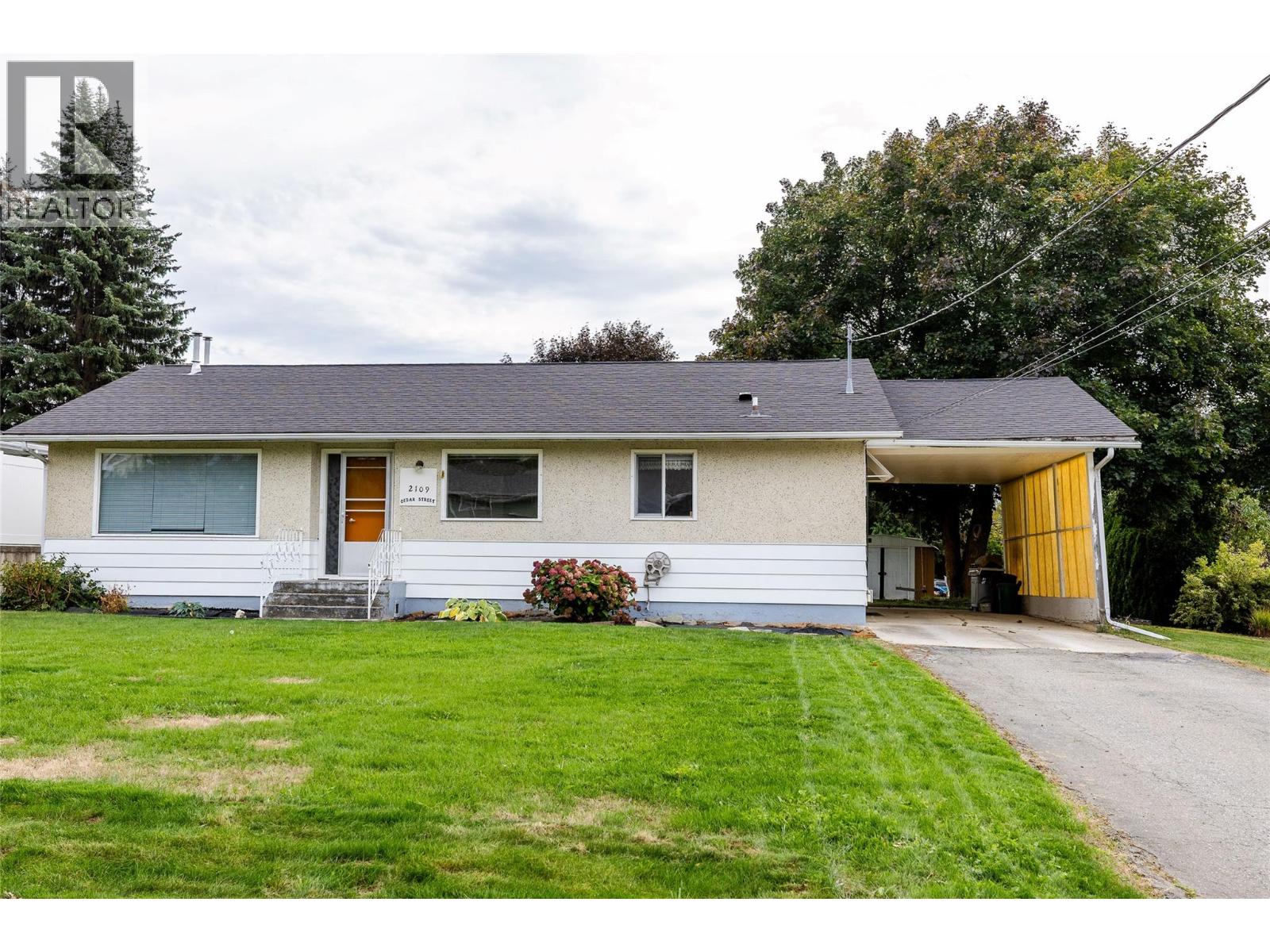 2109 Cedar Street, Creston, British Columbia  V0B 1G5 - Photo 25 - 10402136