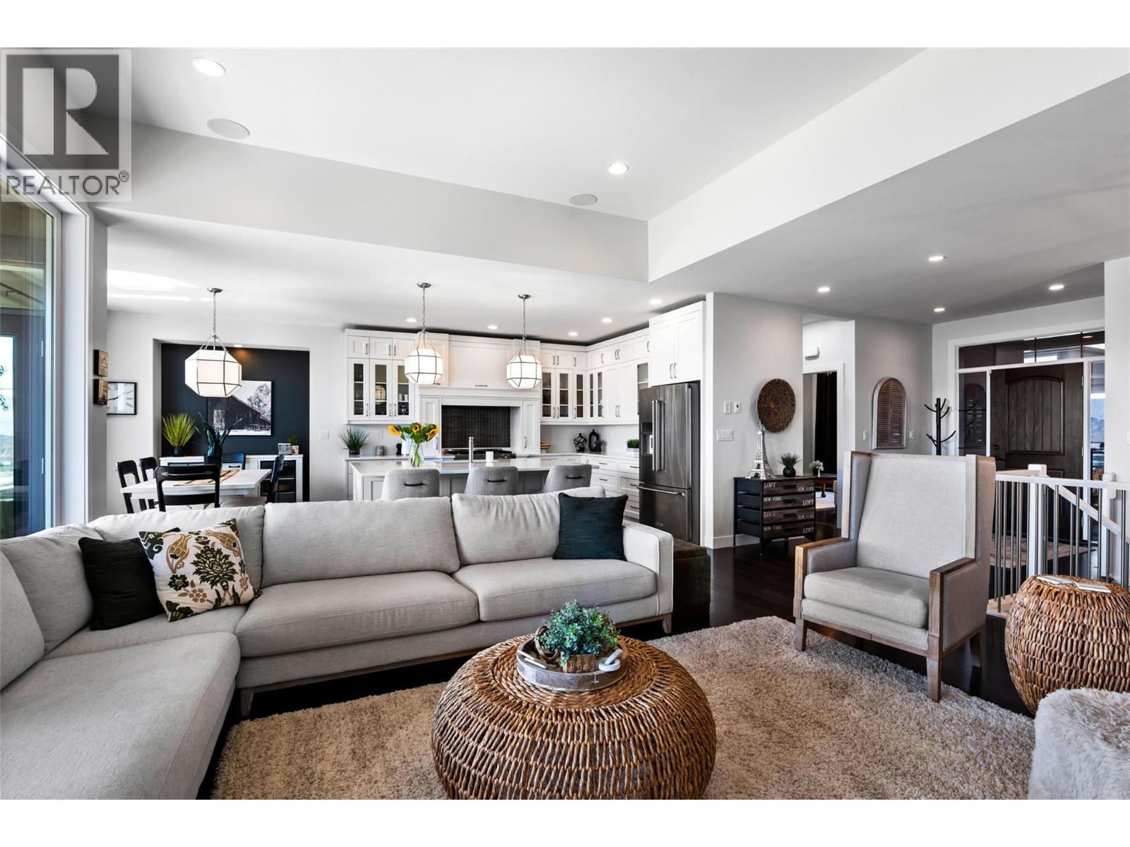 3658 Sillaro Place, Kamloops, British Columbia  V2H 0G9 - Photo 32 - 10402253