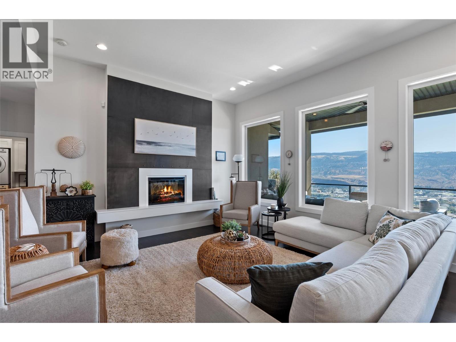 3658 Sillaro Place, Kamloops, British Columbia  V2H 0G9 - Photo 8 - 10402253