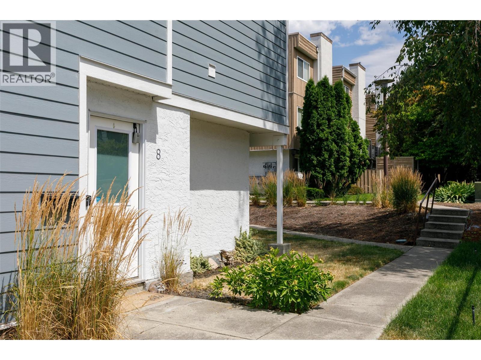 1481 Inkar Road Unit# 8, Kelowna, British Columbia  V1Y 8J1 - Photo 1 - 10402250