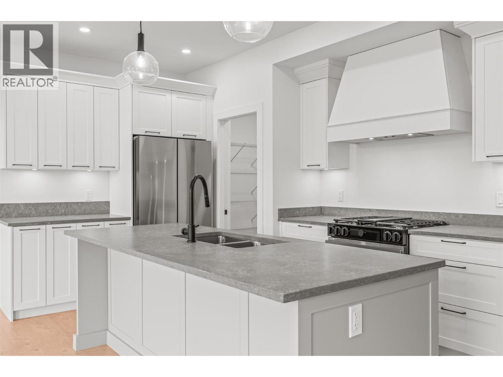 2467 Bradley Drive Unit# 101, Armstrong, British Columbia  V4Y 0Y4 - Photo 6 - 10402191