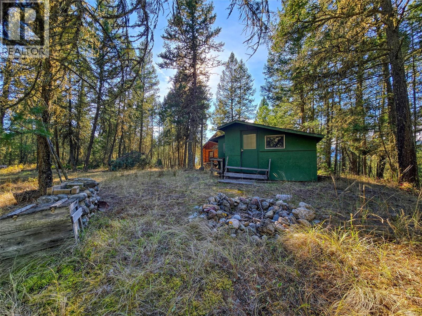 3590 Kootenay No. 3 Road, Windermere, British Columbia  V0B 1L1 - Photo 21 - 10401834