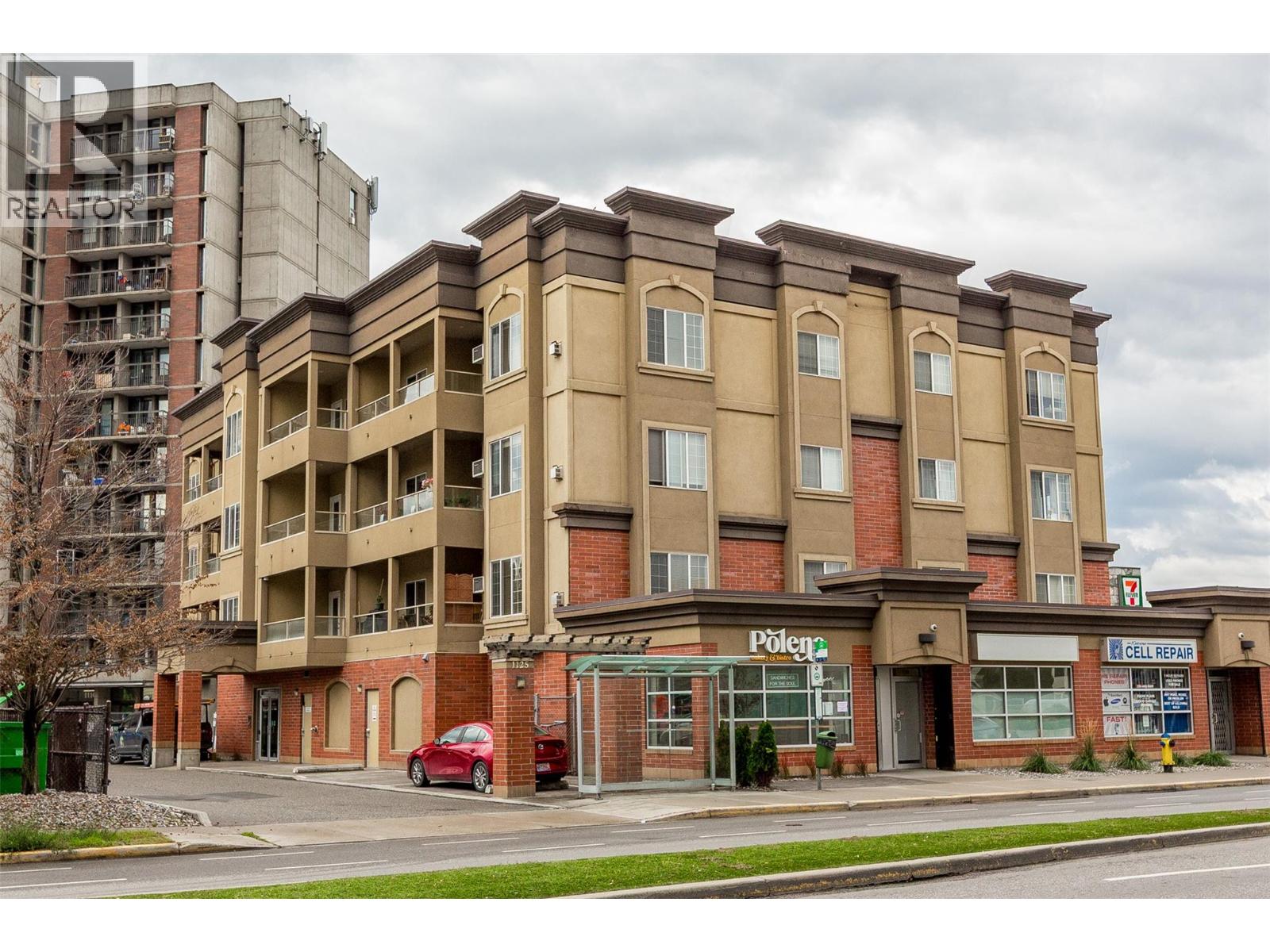 1125 Bernard Avenue Unit# 302, Kelowna, British Columbia  V1Y 6R3 - Photo 1 - 10399166