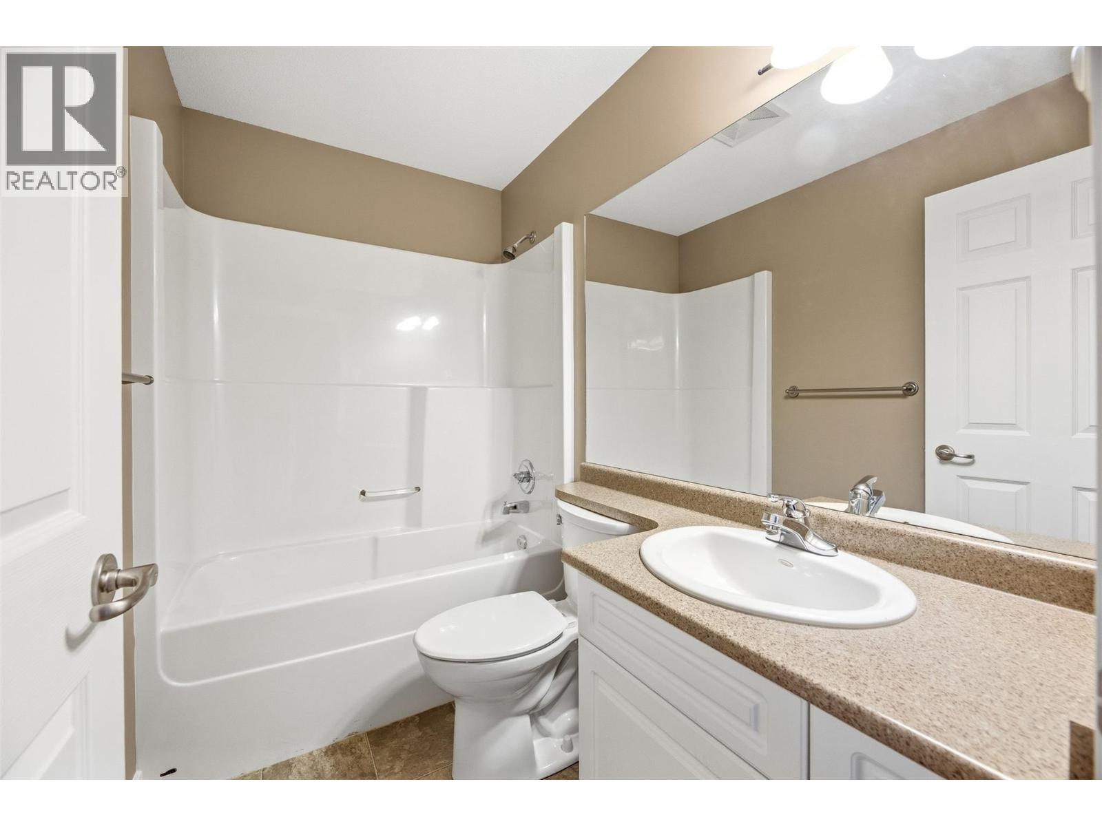 1125 Bernard Avenue Unit# 302, Kelowna, British Columbia  V1Y 6R3 - Photo 14 - 10399166