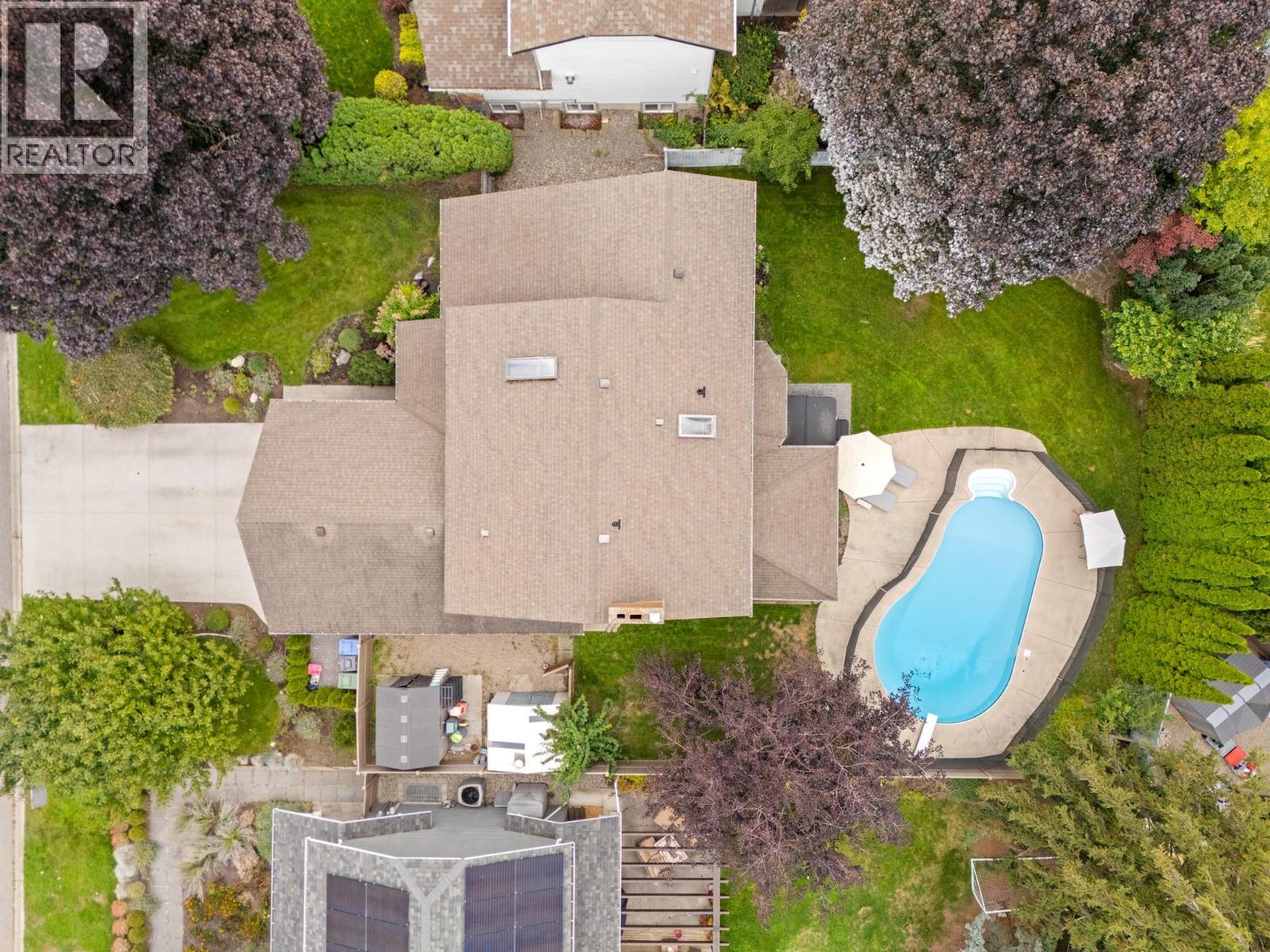 4338 Dunvegan Court, Kelowna, British Columbia  V1W 2N6 - Photo 59 - 10400620