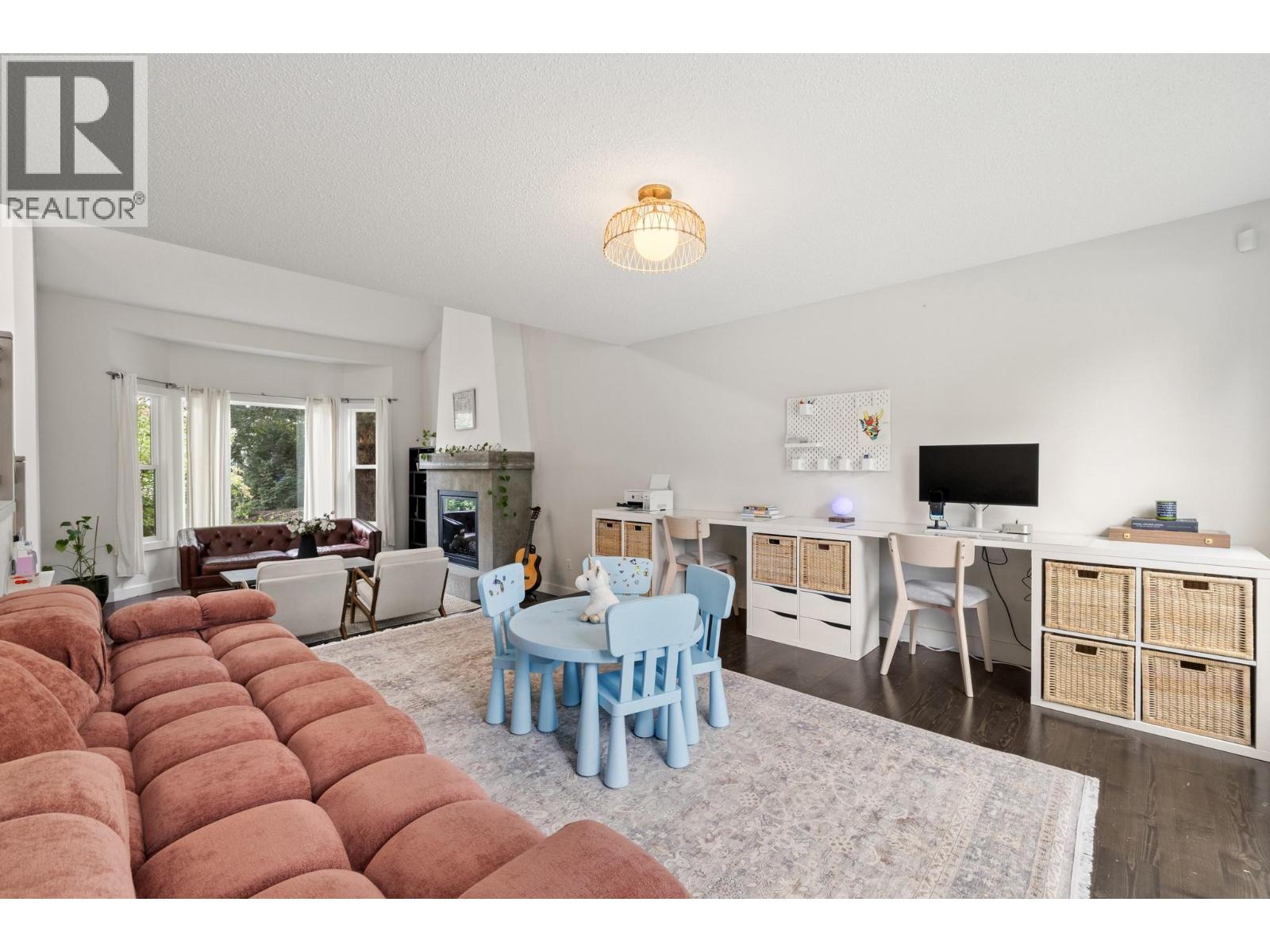 4338 Dunvegan Court, Kelowna, British Columbia  V1W 2N6 - Photo 6 - 10400620