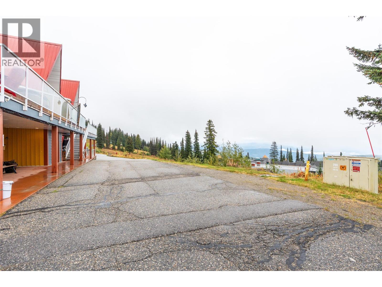 9885 Pinnacles Road Unit# 102, Silver Star, British Columbia  V1B 3M1 - Photo 38 - 10401563