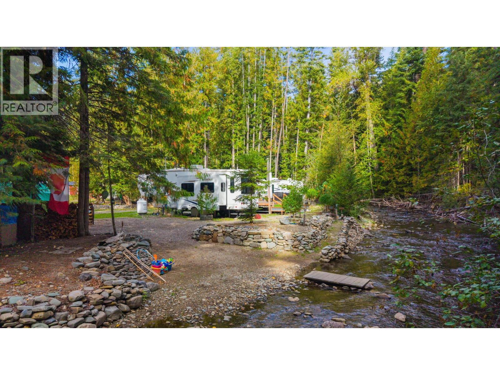 4529 Highway 3, Arrow Creek, British Columbia  V0B 1G9 - Photo 13 - 10402104