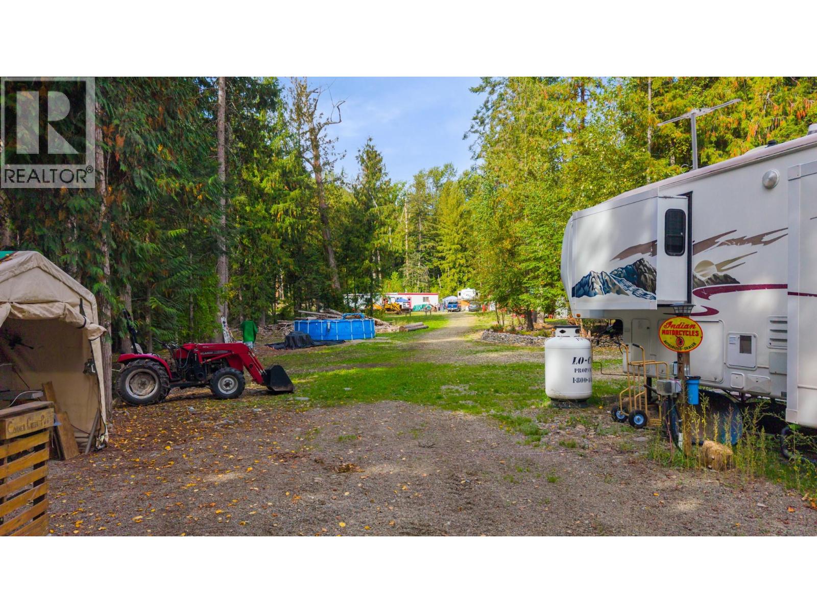 4529 Highway 3, Arrow Creek, British Columbia  V0B 1G9 - Photo 14 - 10402104