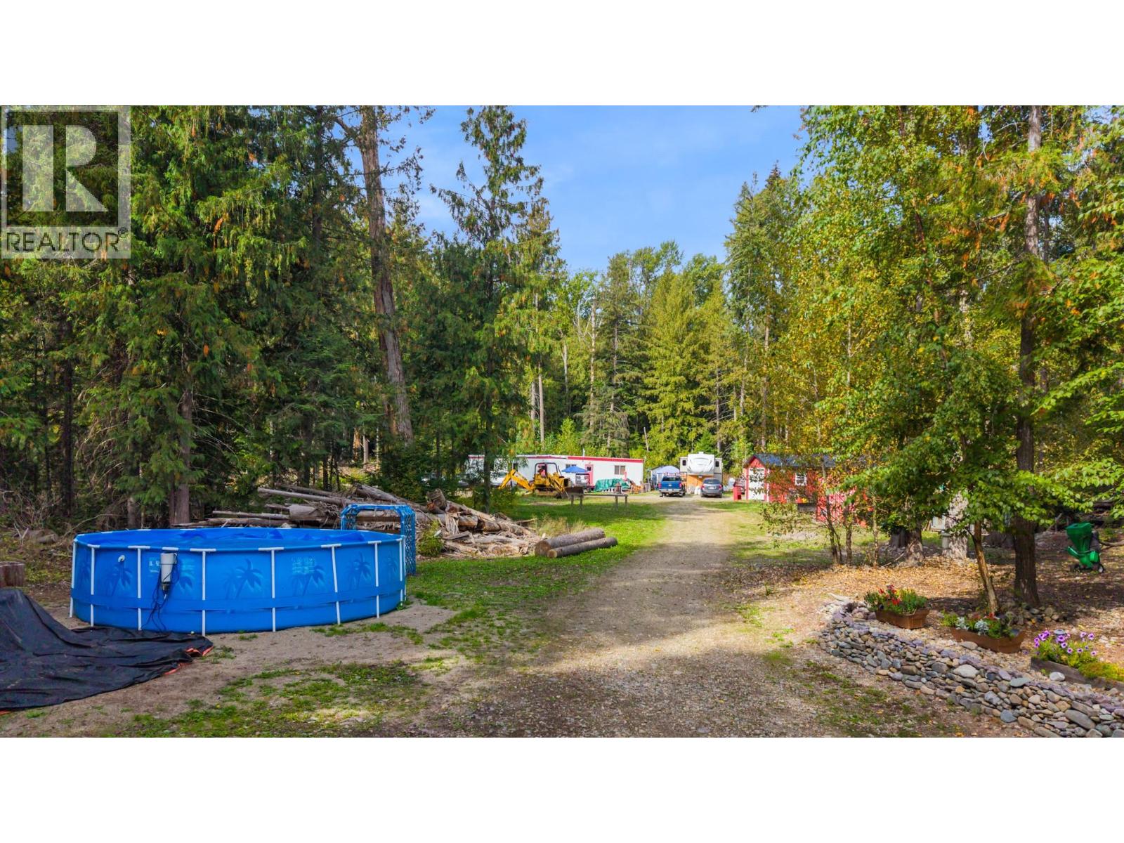4529 Highway 3, Arrow Creek, British Columbia  V0B 1G9 - Photo 15 - 10402104