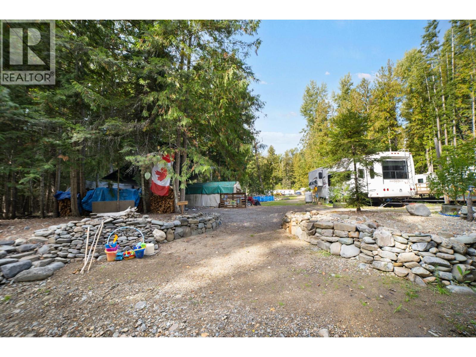 4529 Highway 3, Arrow Creek, British Columbia  V0B 1G9 - Photo 43 - 10402104