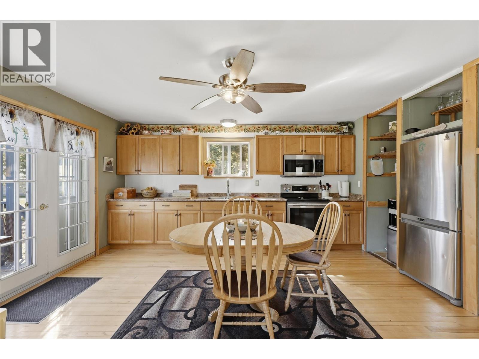 6732 Paxton Valley Road, Falkland, British Columbia  V0E 1W1 - Photo 13 - 10402177