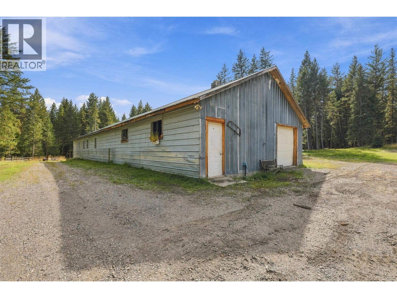 6732 Paxton Valley Road, Falkland, British Columbia  V0E 1W1 - Photo 26 - 10402177