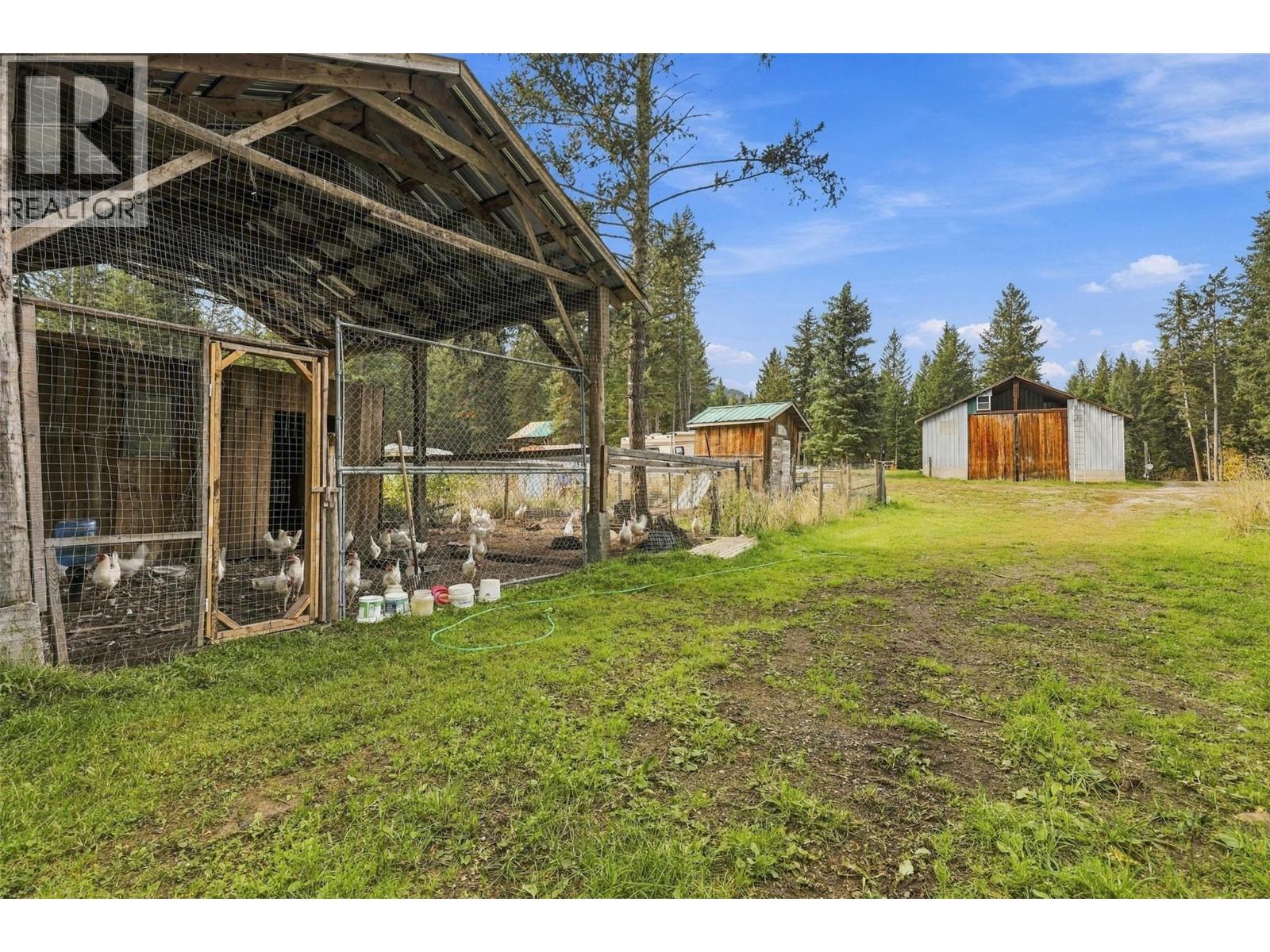 6732 Paxton Valley Road, Falkland, British Columbia  V0E 1W1 - Photo 36 - 10402177