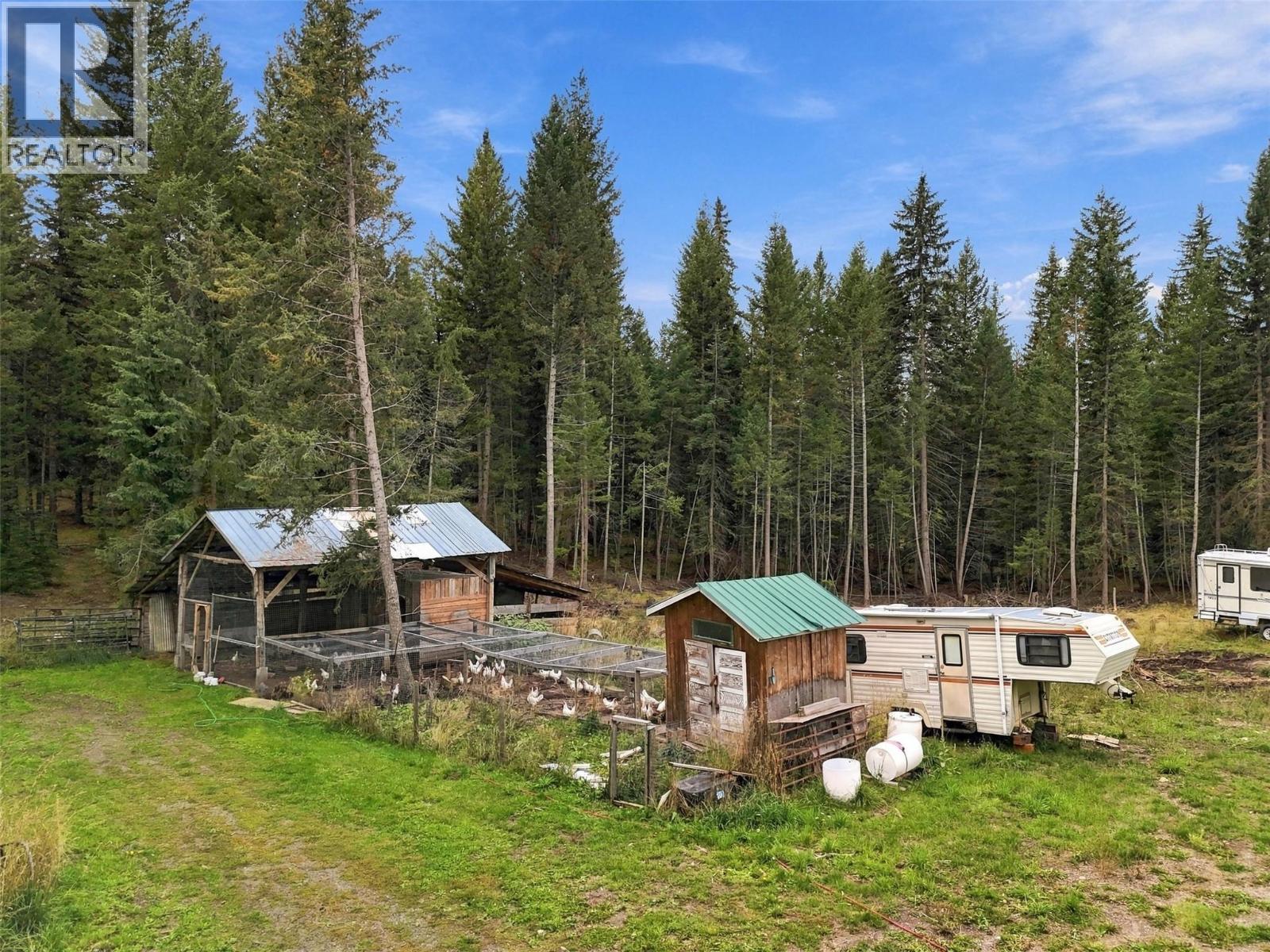 6732 Paxton Valley Road, Falkland, British Columbia  V0E 1W1 - Photo 39 - 10402177