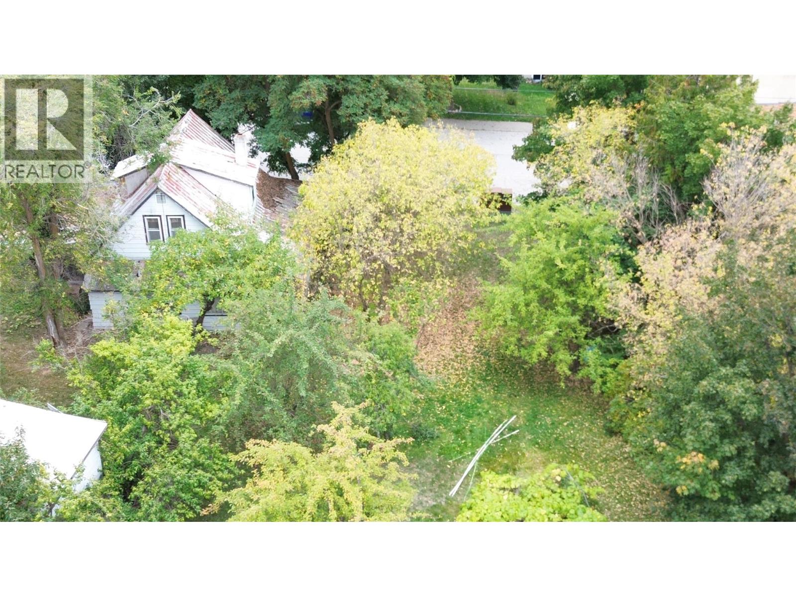 916 Cook Street, Creston, British Columbia  V0B 1G3 - Photo 19 - 10401532